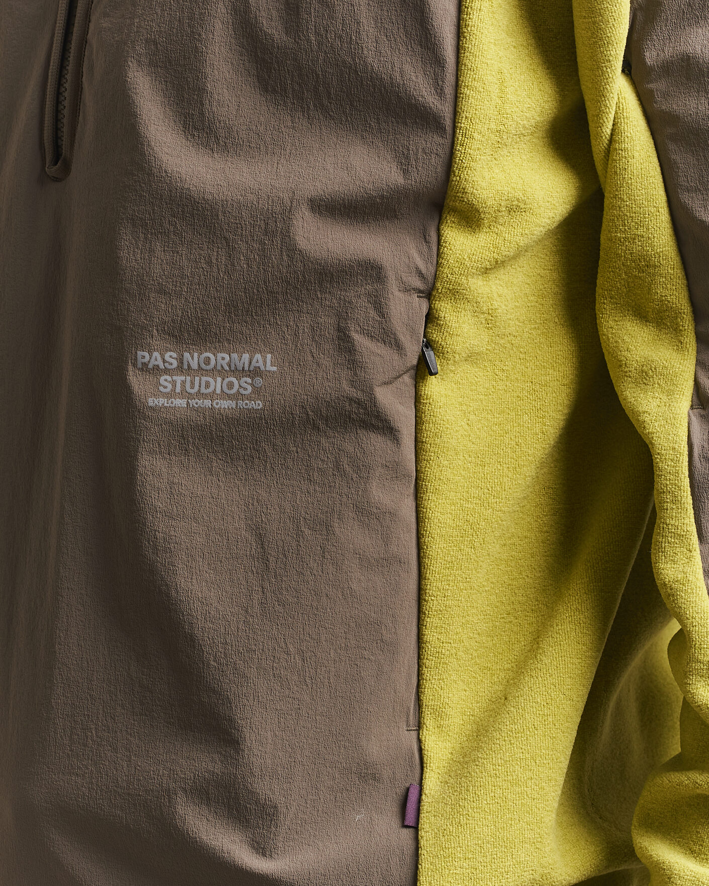 Uomini | Giacche | Pas Normal Studios | Off Race Light Fleece Half Zip Moss Green
