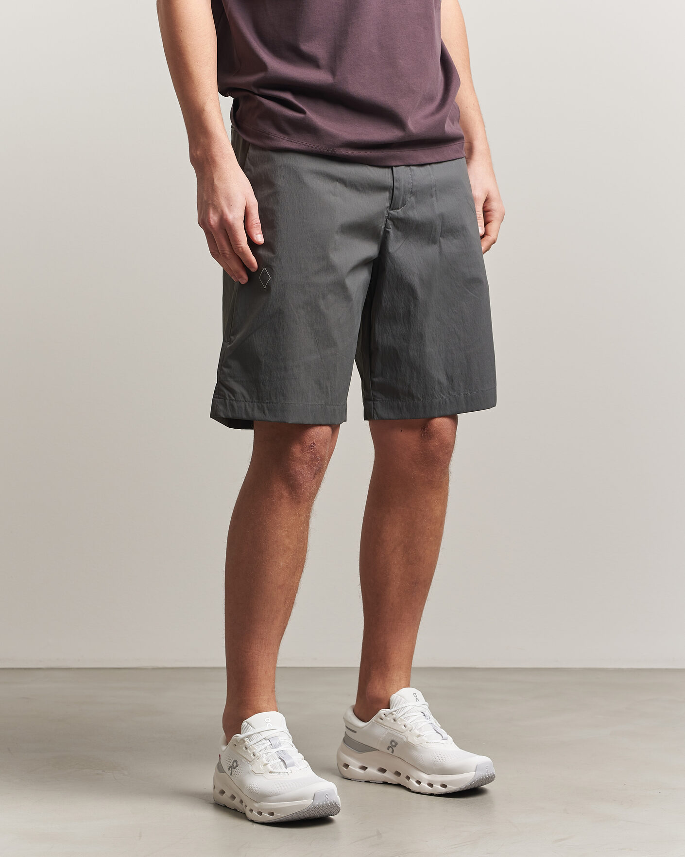 Uomini | Pantaloncini | Pas Normal Studios | Off Race Light Tech Shorts Dark Grey