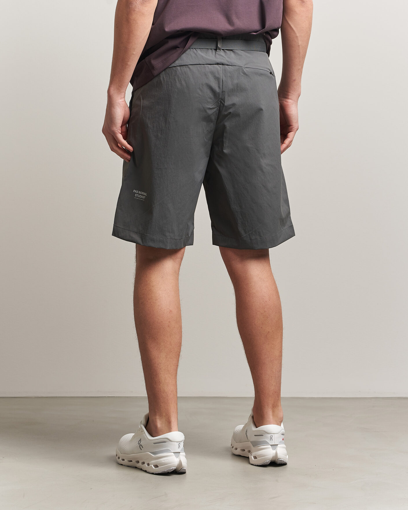Uomini | Pantaloncini | Pas Normal Studios | Off Race Light Tech Shorts Dark Grey