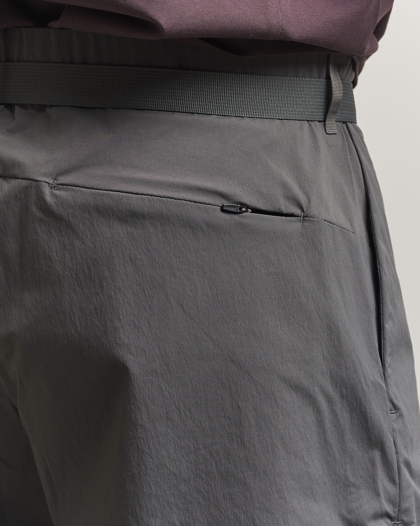 Uomini | Pantaloncini | Pas Normal Studios | Off Race Light Tech Shorts Dark Grey