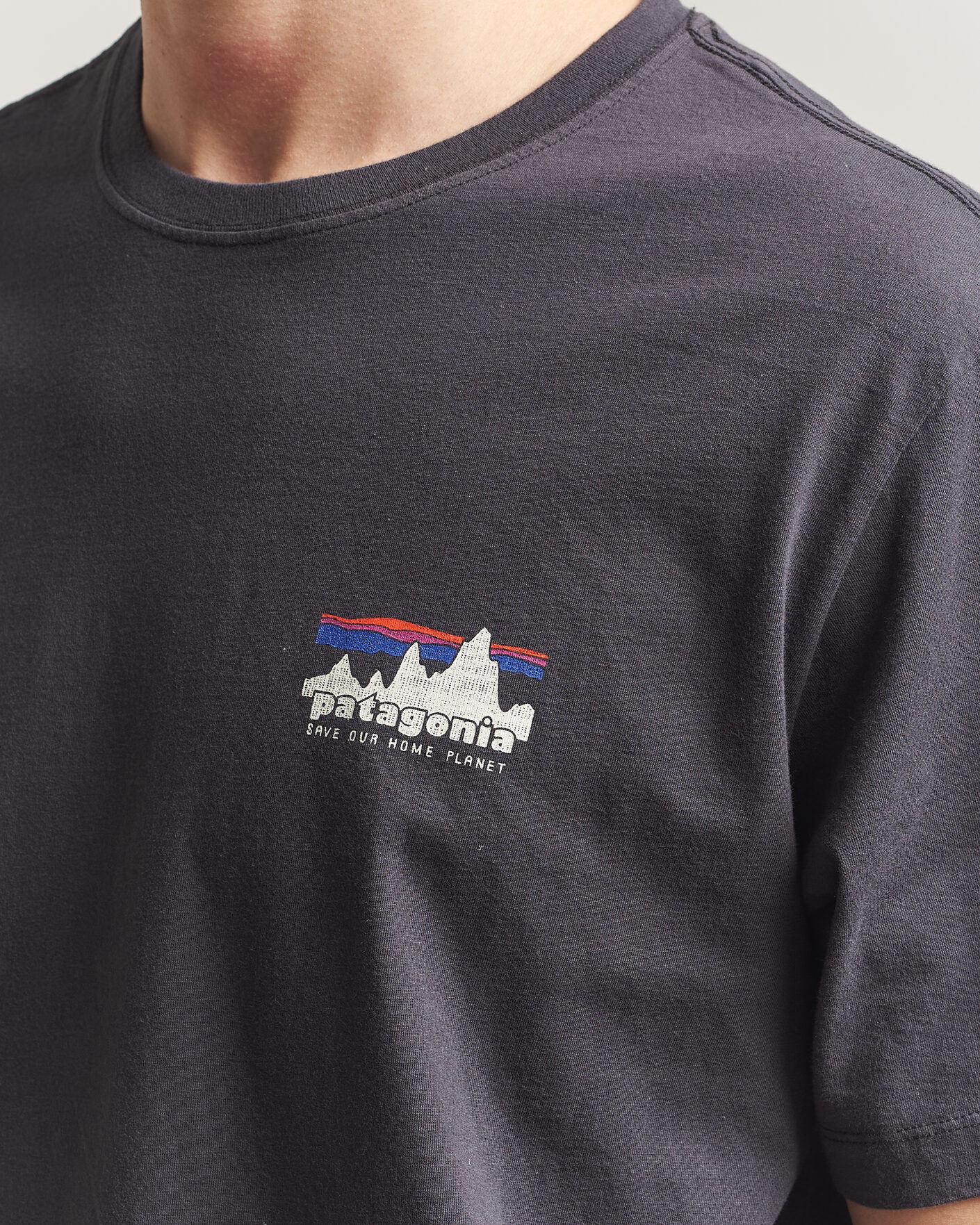Uomini | T-shirt | Patagonia | 73 Skyline Logo T-Shirt Ink Black