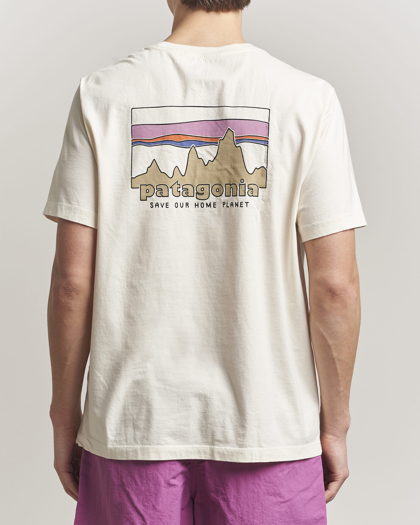 Uomini | T-shirt | Patagonia | 73 Skyline Logo T-Shirt Undyed Natural