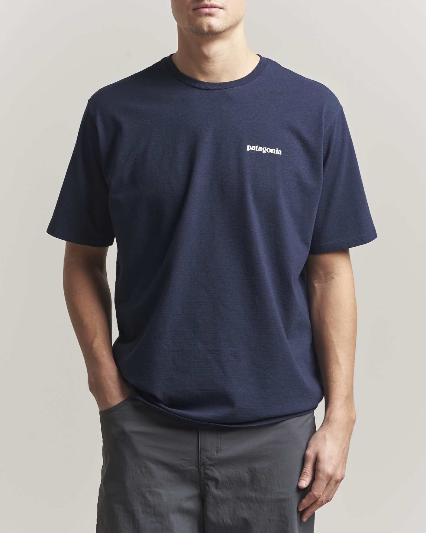 Uomini | T-shirt | Patagonia | P-6 Logo T-Shirt New Navy