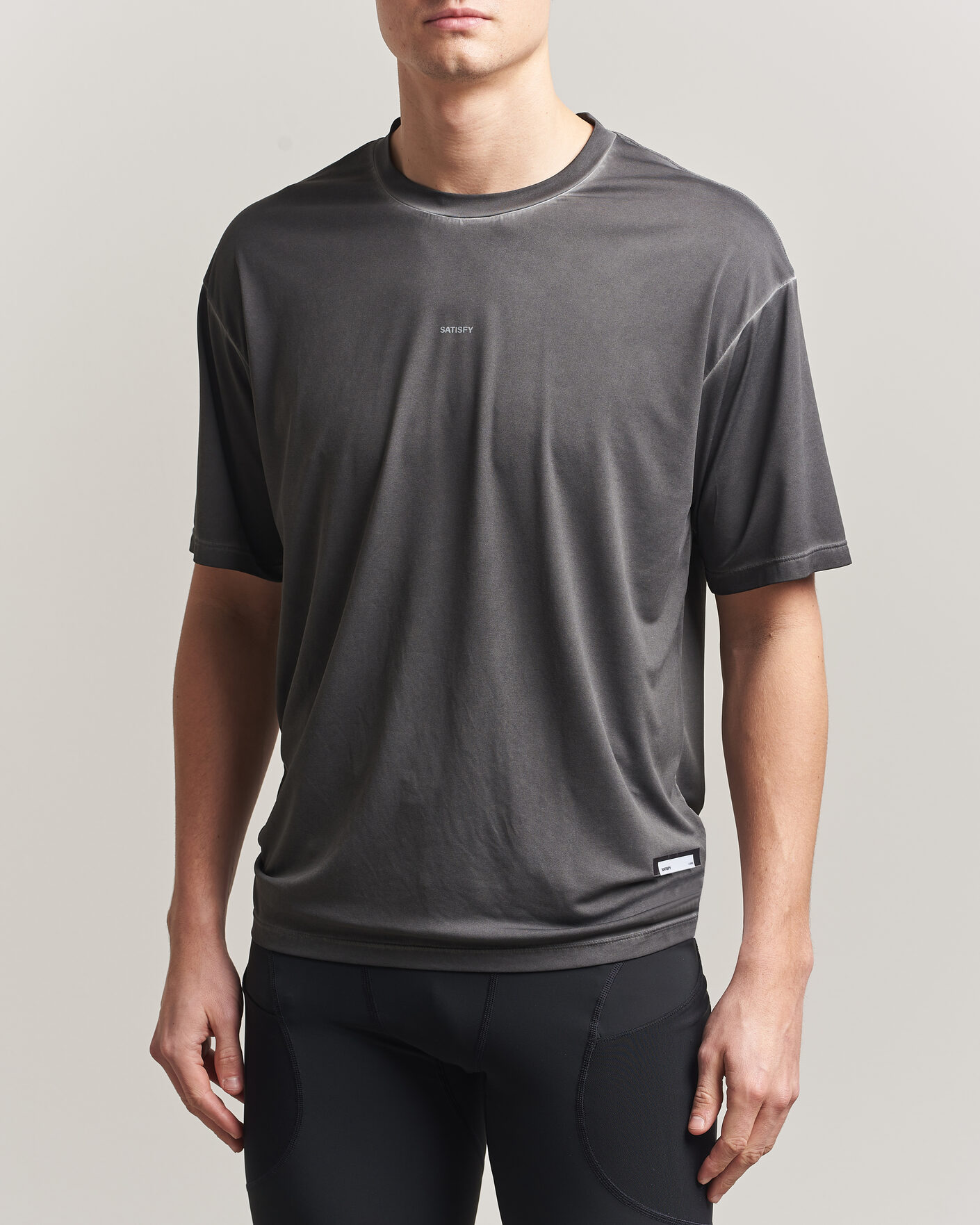 Uomini | T-shirt | Satisfy | AuraLite T-Shirt Pigment Black