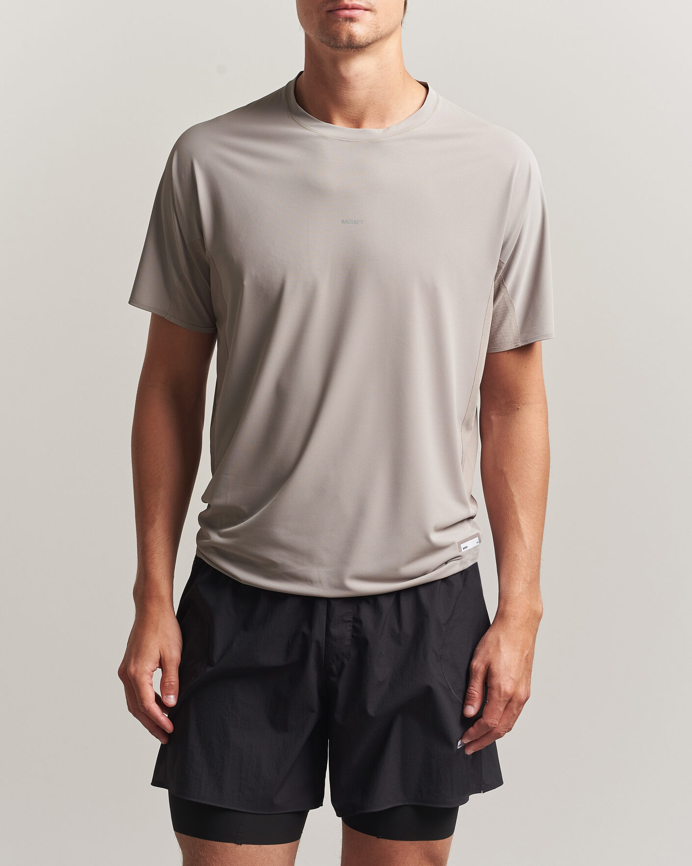 Uomini | T-shirt | Satisfy | AuraLite UV T-Shirt Moon Rock