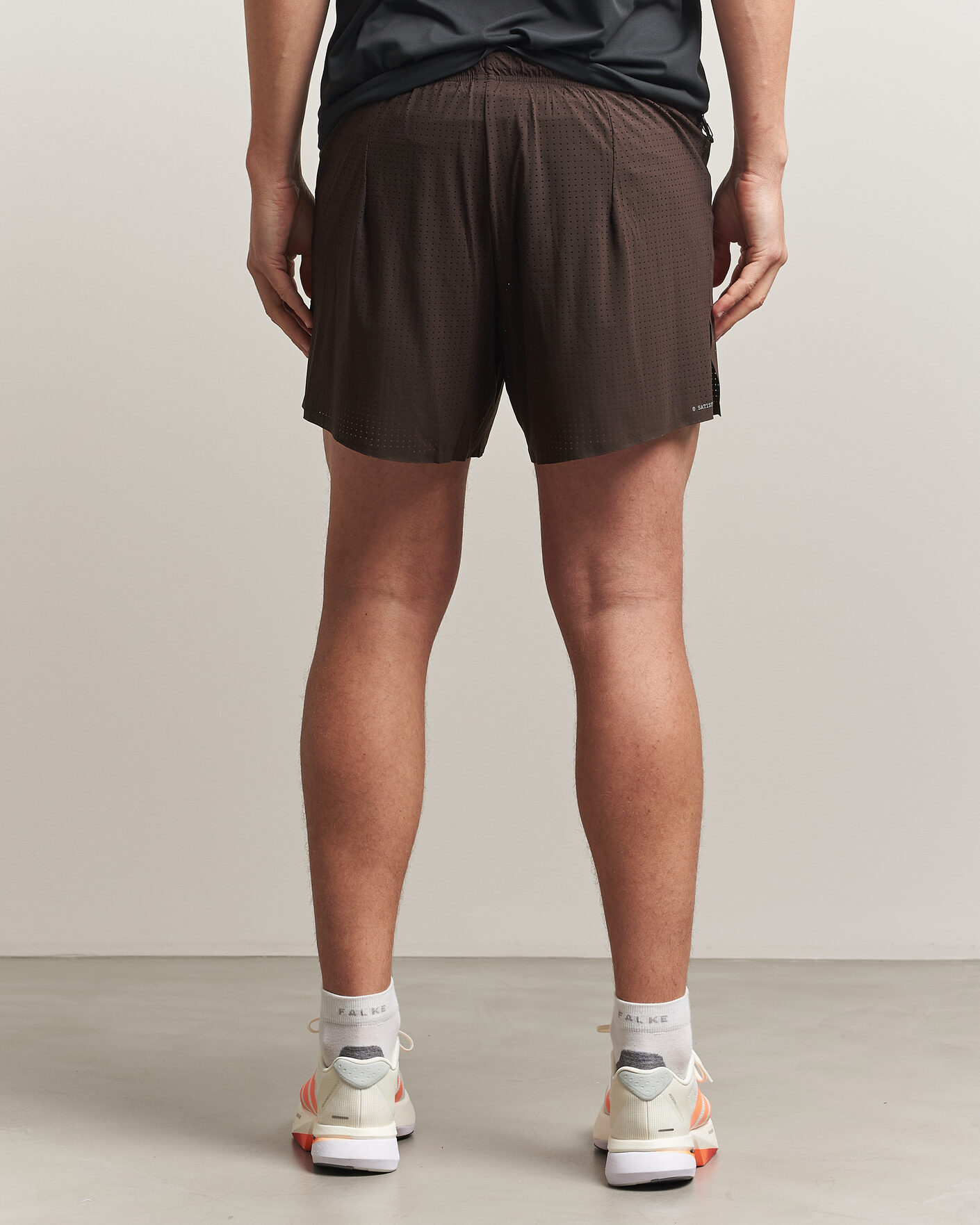 Uomini | Pantaloncini | Satisfy | Space-O 5 Inch Shorts Deep Mahogany
