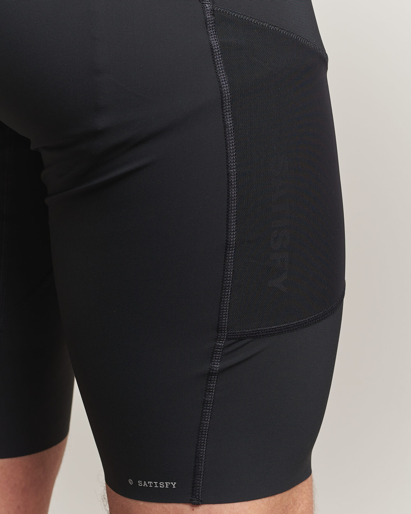 Uomini | Pantaloncini | Satisfy | TechSilk Evo 9 Half Tight Black