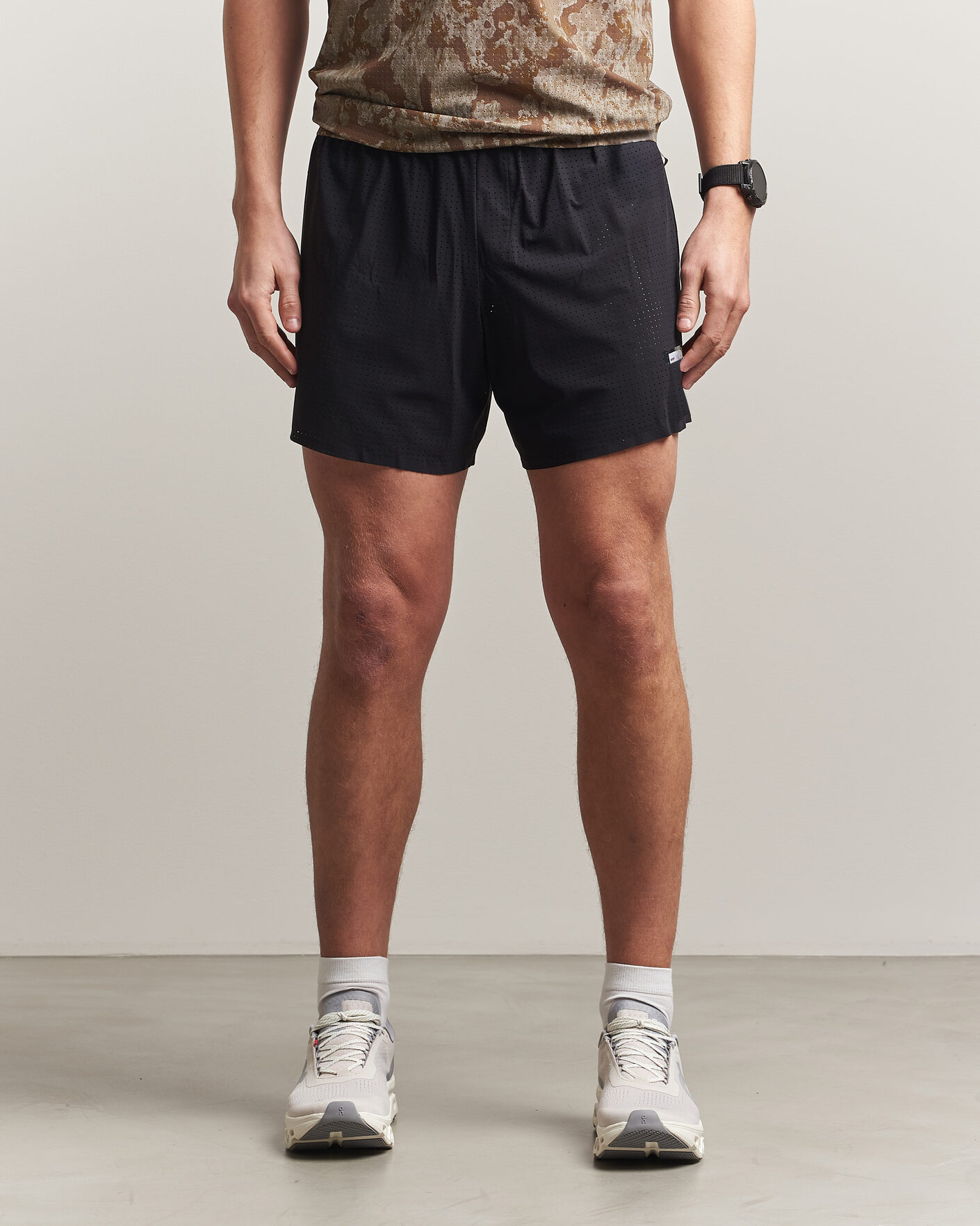Uomini | Pantaloncini | Satisfy | Space-O 5 Inch Shorts Black