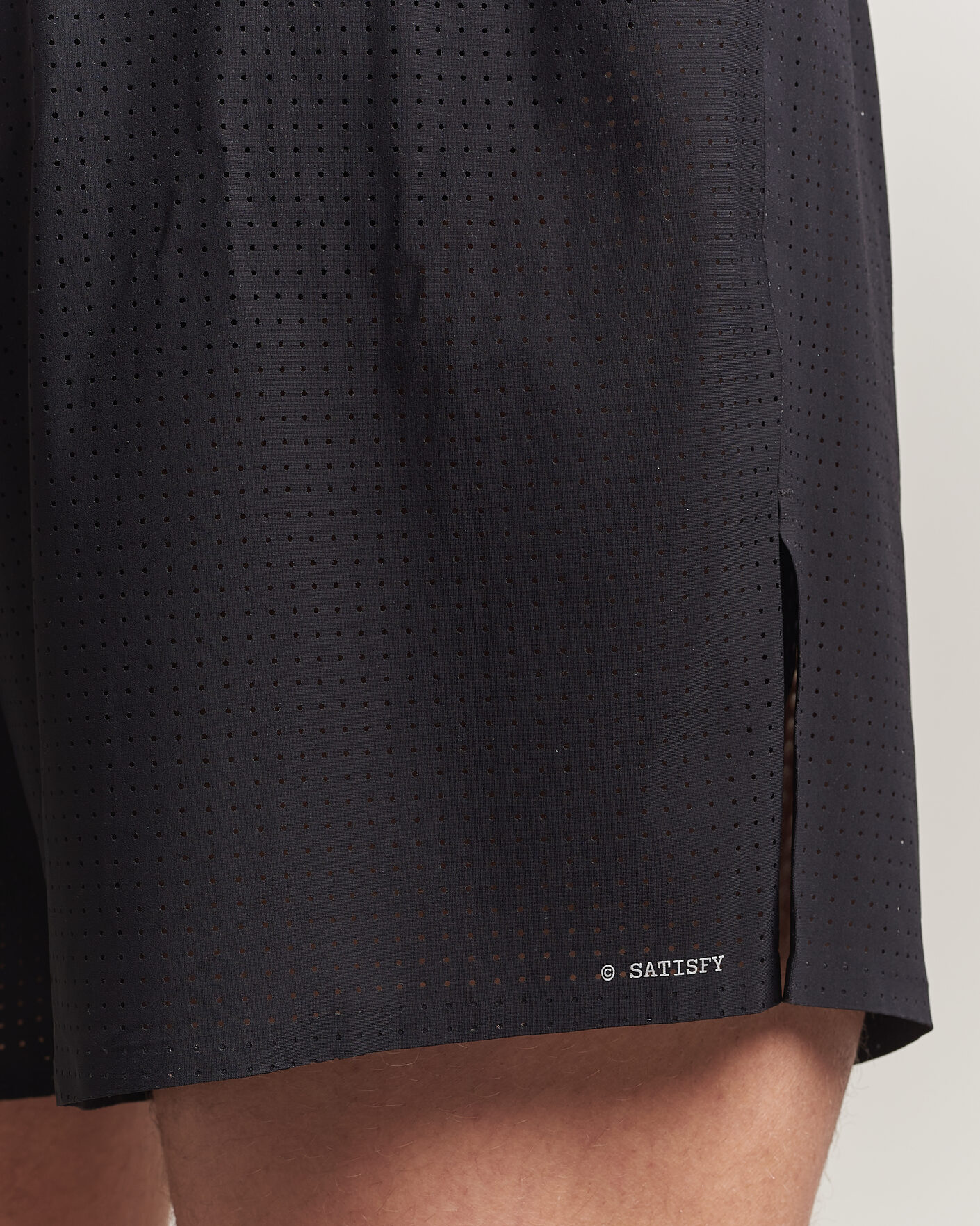 Uomini | Pantaloncini | Satisfy | Space-O 5 Inch Shorts Black