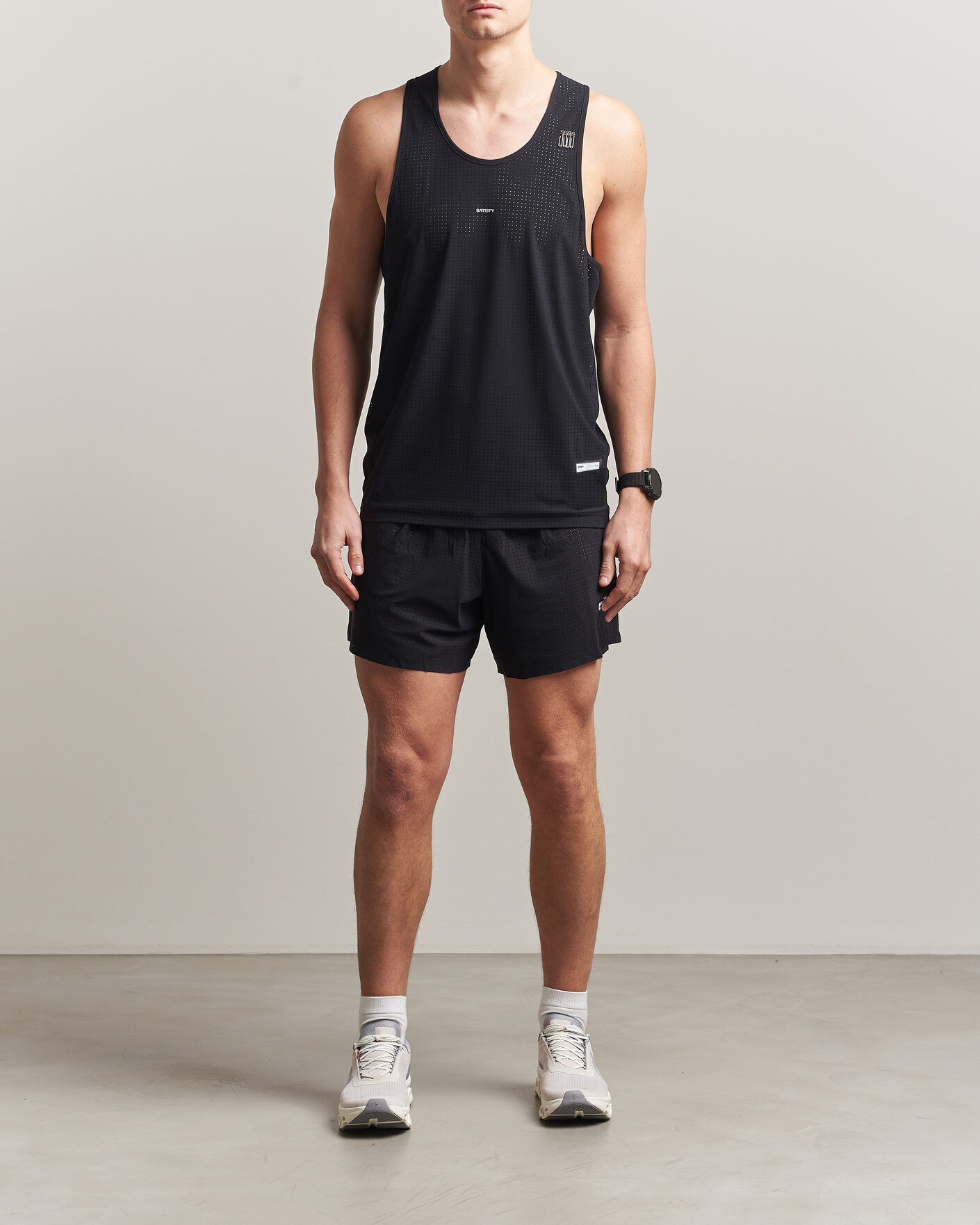Uomini | T-shirt | Satisfy | Space-O Singlet Black