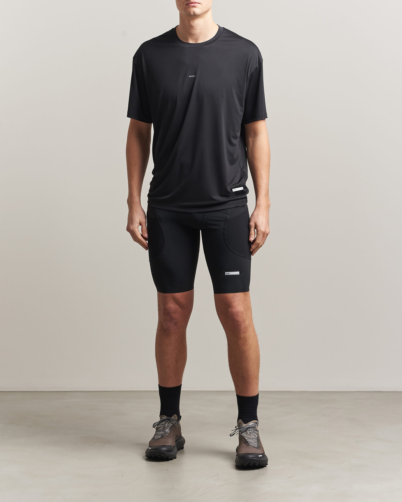 Uomini | T-shirt | Satisfy | AuraLite T-Shirt Black