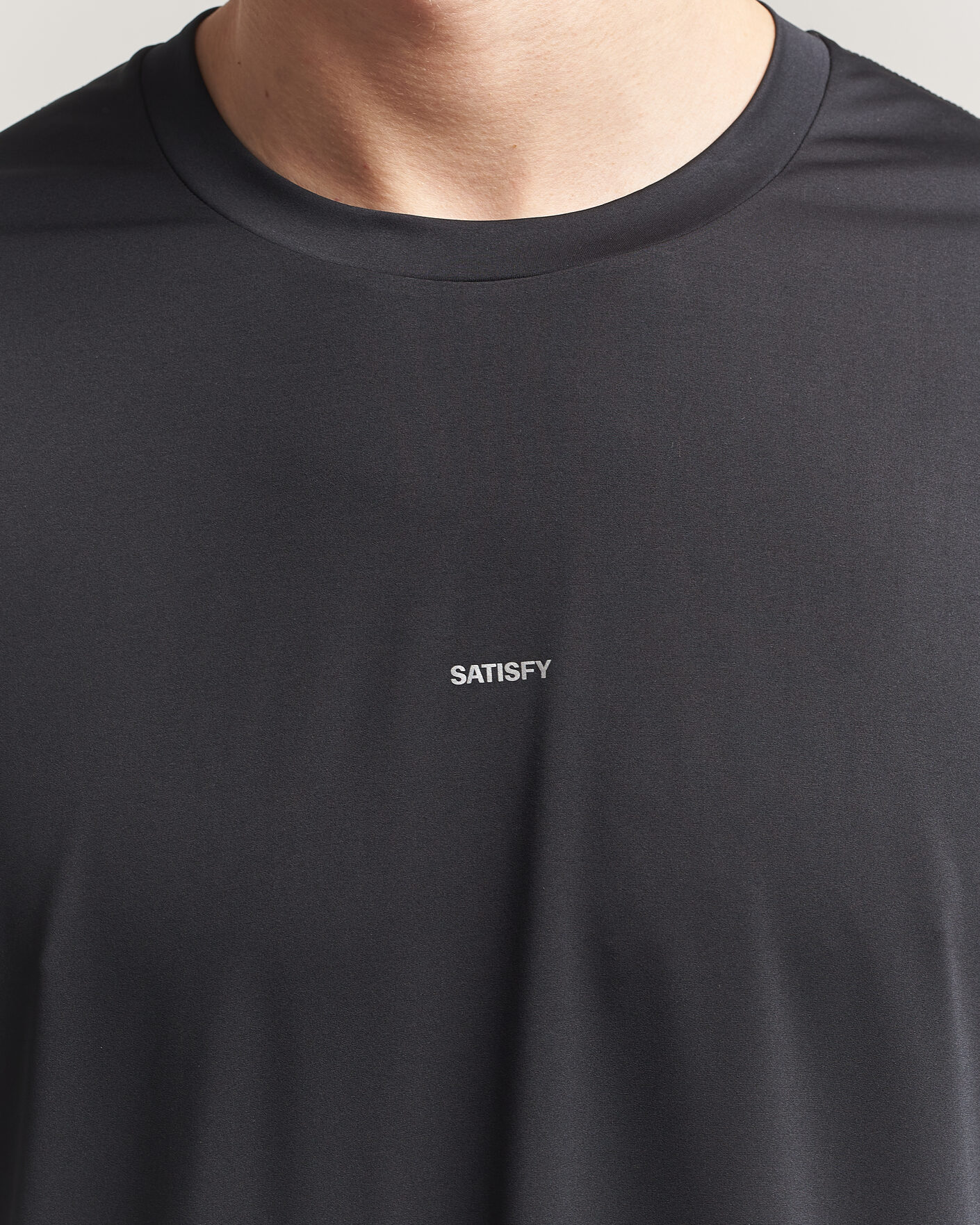 Uomini | T-shirt | Satisfy | AuraLite T-Shirt Black