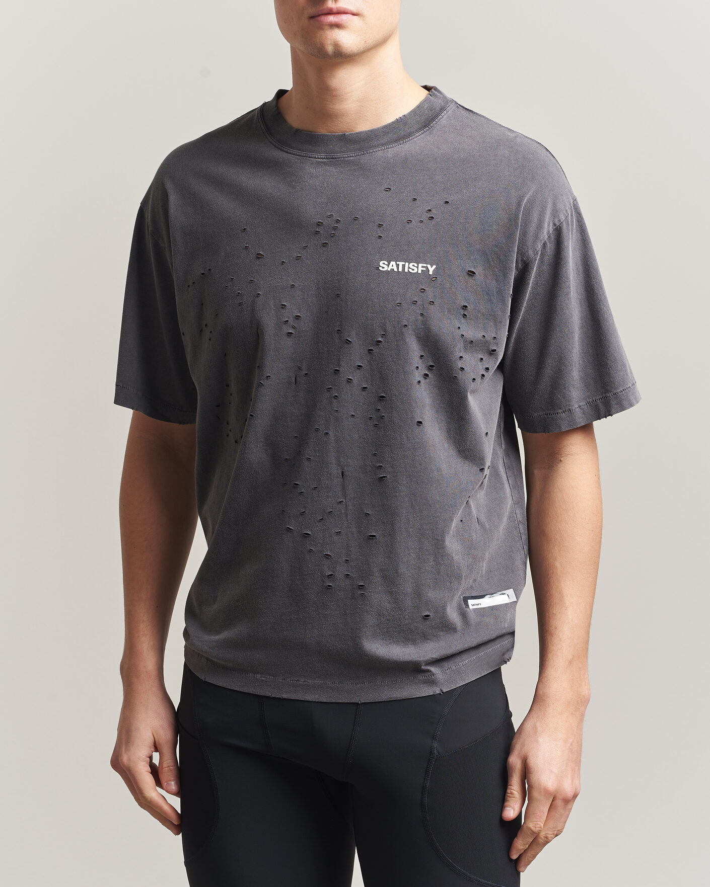 Uomini | T-shirt | Satisfy | MothTech Small Logo T-Shirt Aged Black