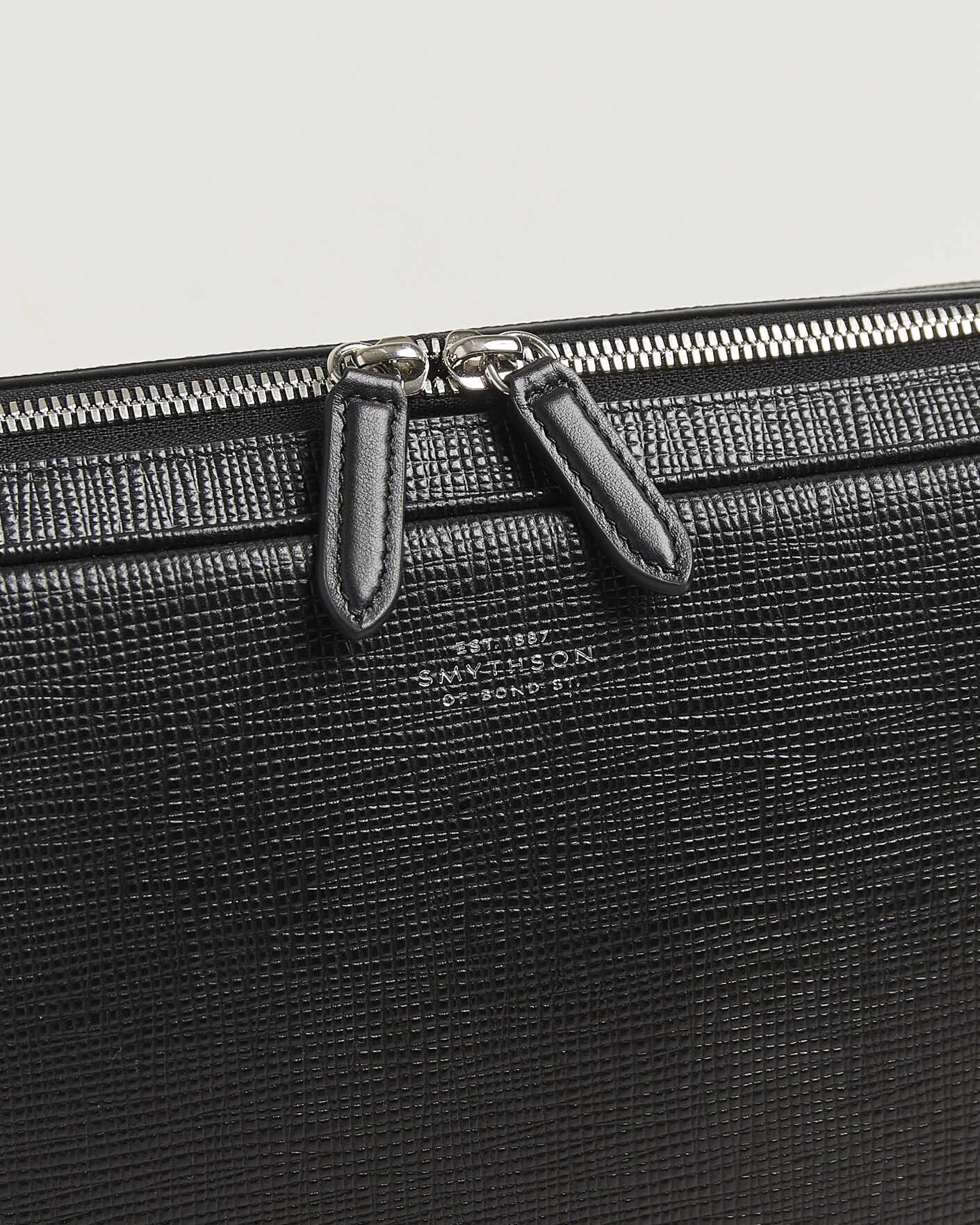 Uomini | Borse | Smythson | Panama Slim Messenger Bag Black
