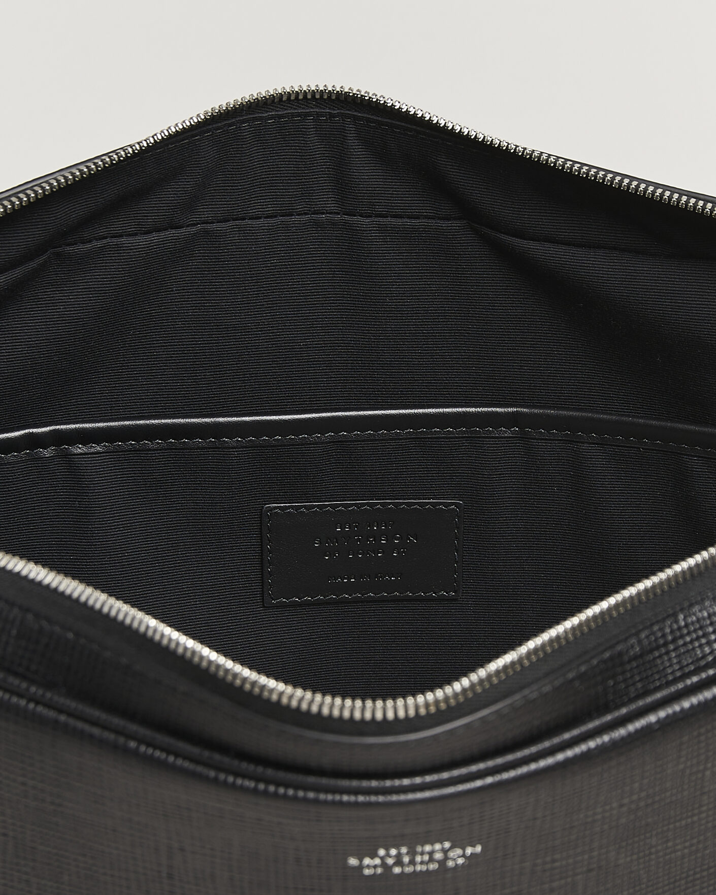 Uomini | Borse | Smythson | Panama Slim Messenger Bag Black