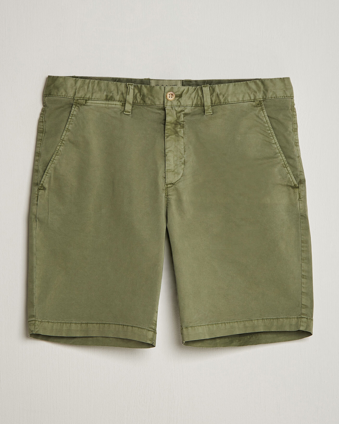 Uomini | Pantaloncini | GANT | Regular Sunfaded Shorts Dry Herb Green