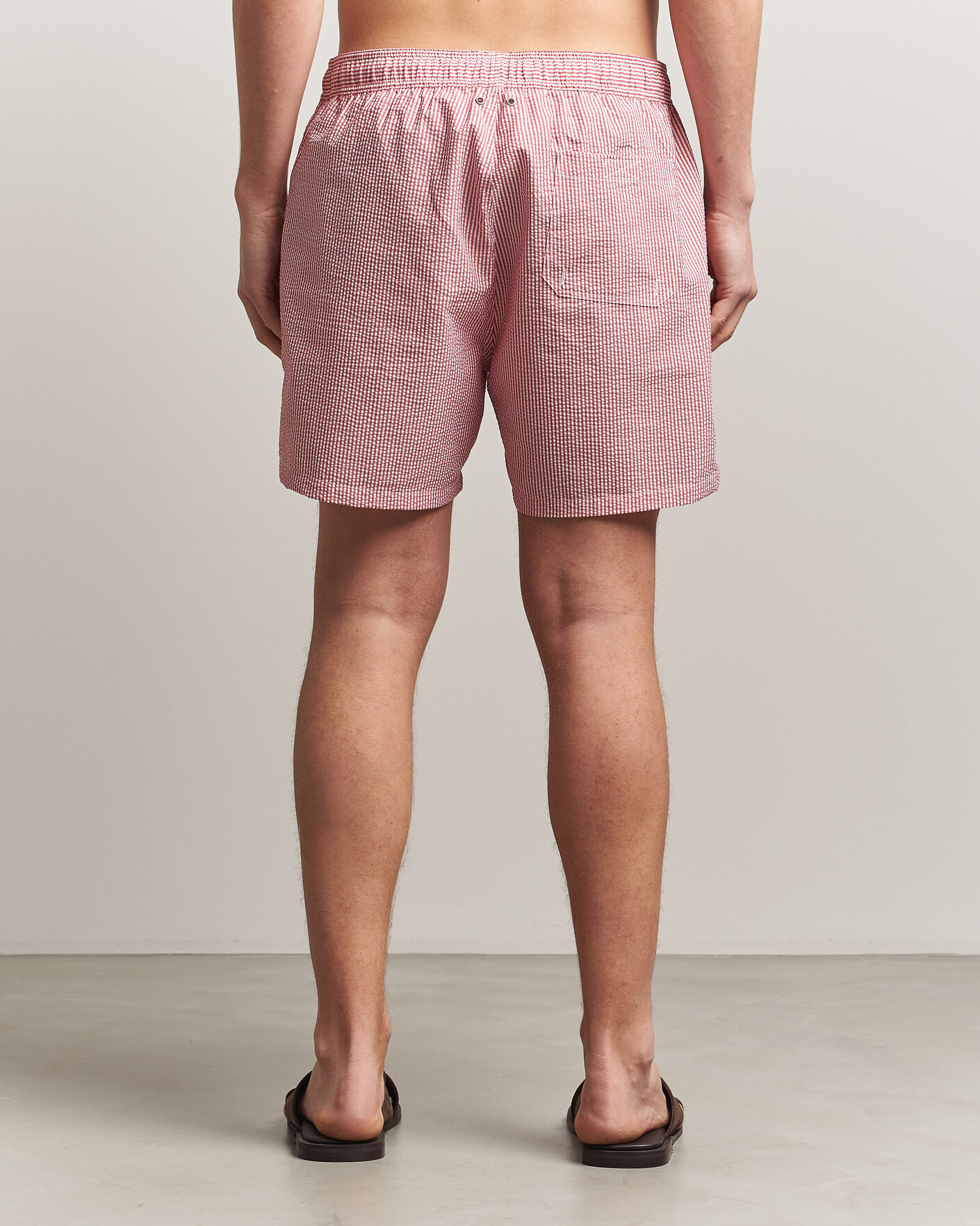 Uomini | Costumi da bagno | GANT | Seersucker Striped Swimshorts Rose Red