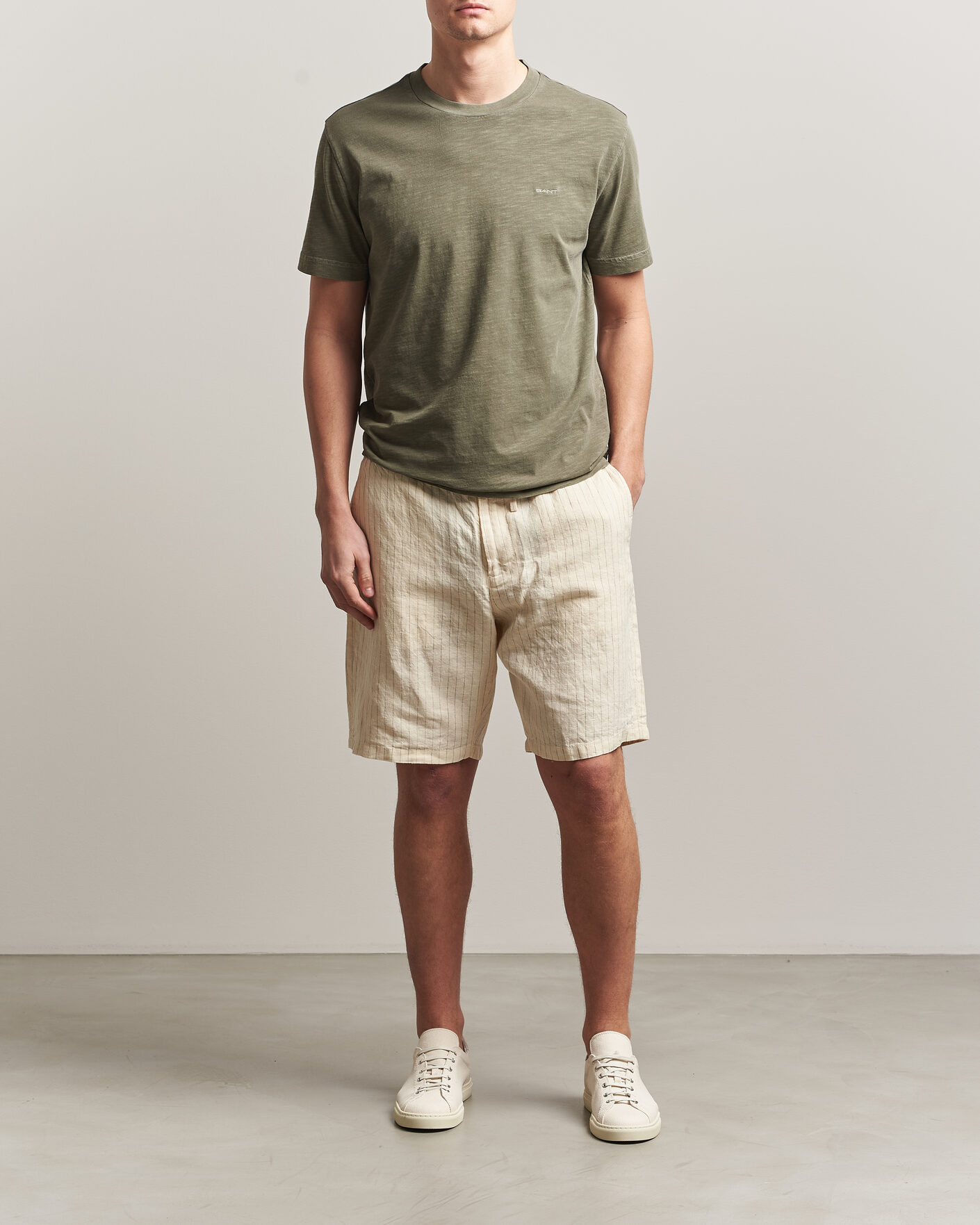 Uomini | T-shirt | Gant | Washed Slub T-Shirt Dry Herb Green