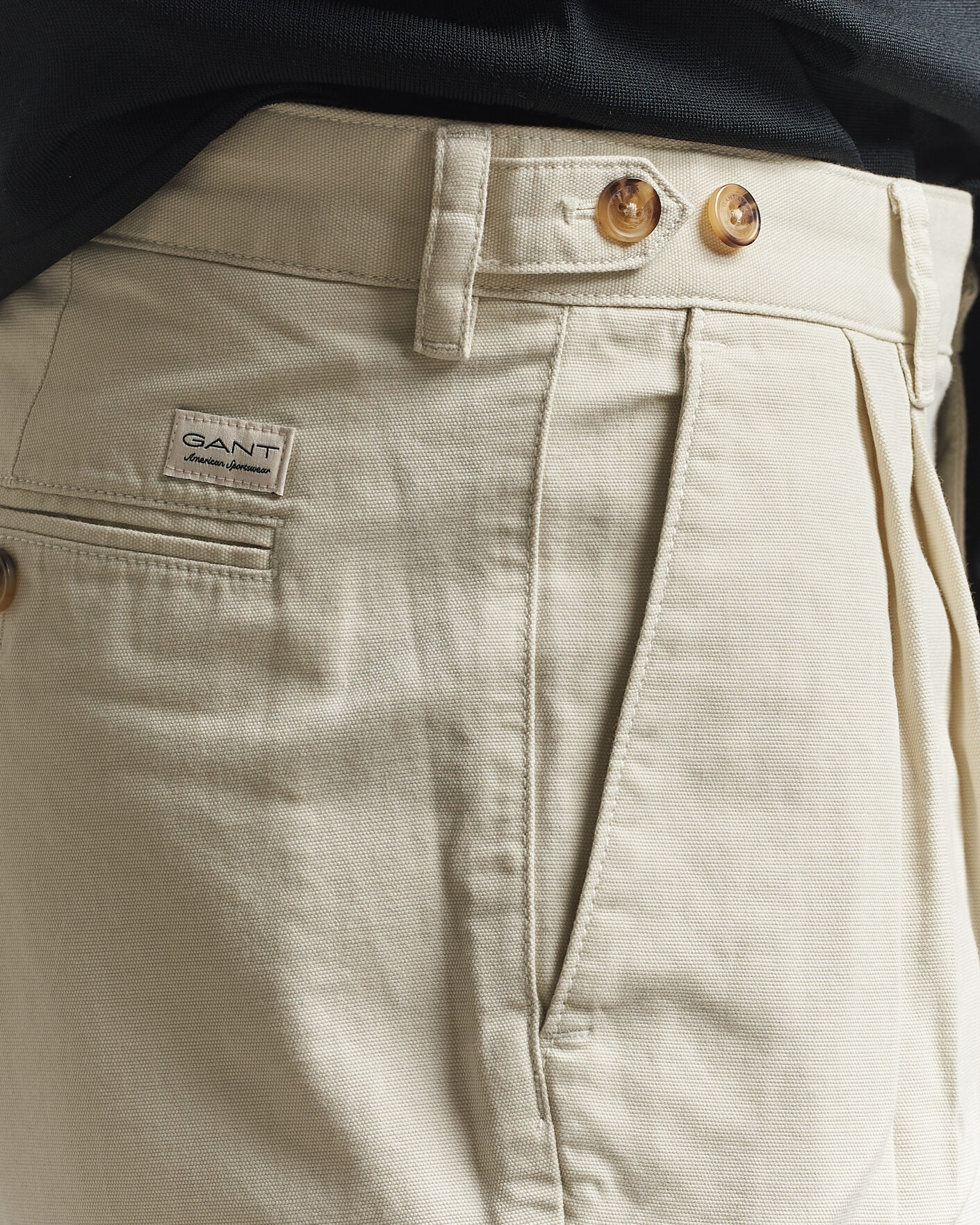 Uomini | Pantaloncini | GANT | Relaxed Light Canvas Pleated Shorts Sand
