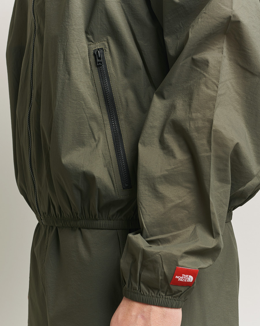 Uomini | Giacche | The North Face | Red Box Packable Wind Jacket New Taupe Green