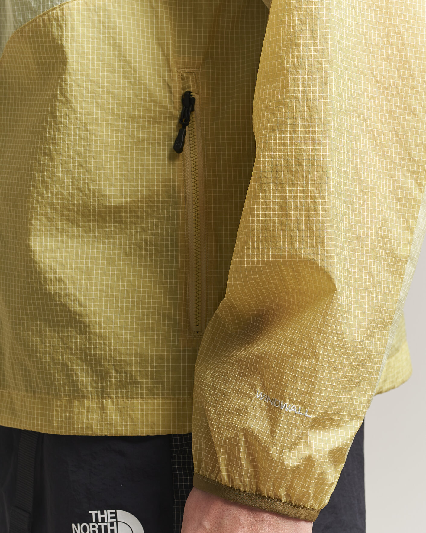 Uomini | Giacche | The North Face | NSE Wind Jacket Lemon Mist