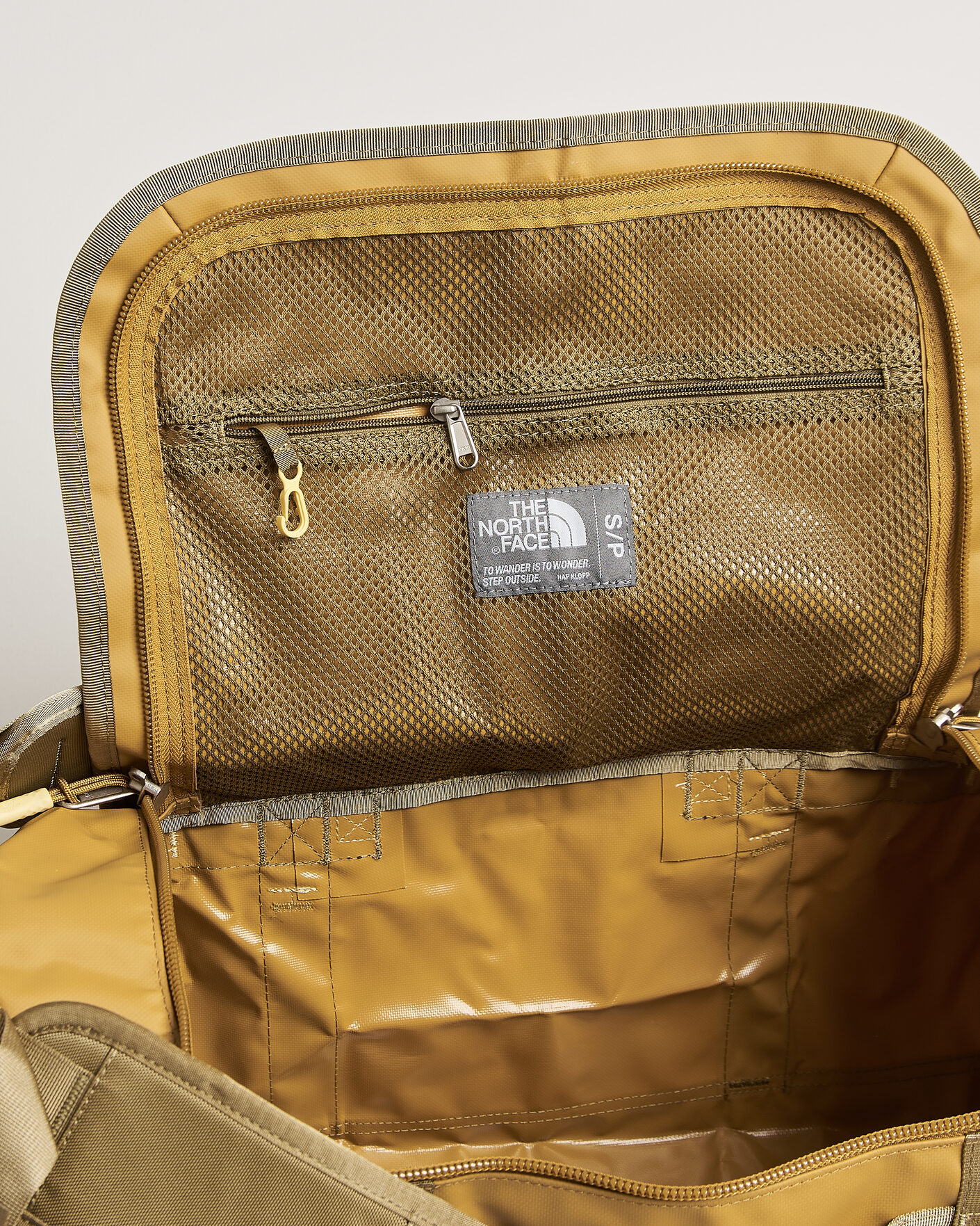 Uomini | Borse | The North Face | Base Camp Duffel S Golden Tan