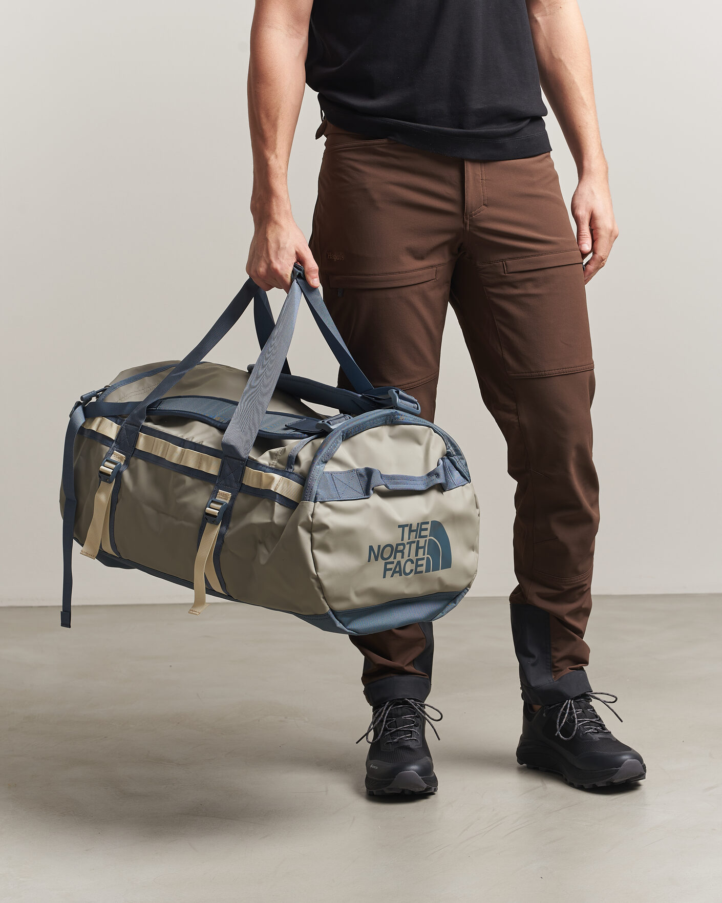 Uomini | Borse | The North Face | Base Camp Duffel M Stone Slab