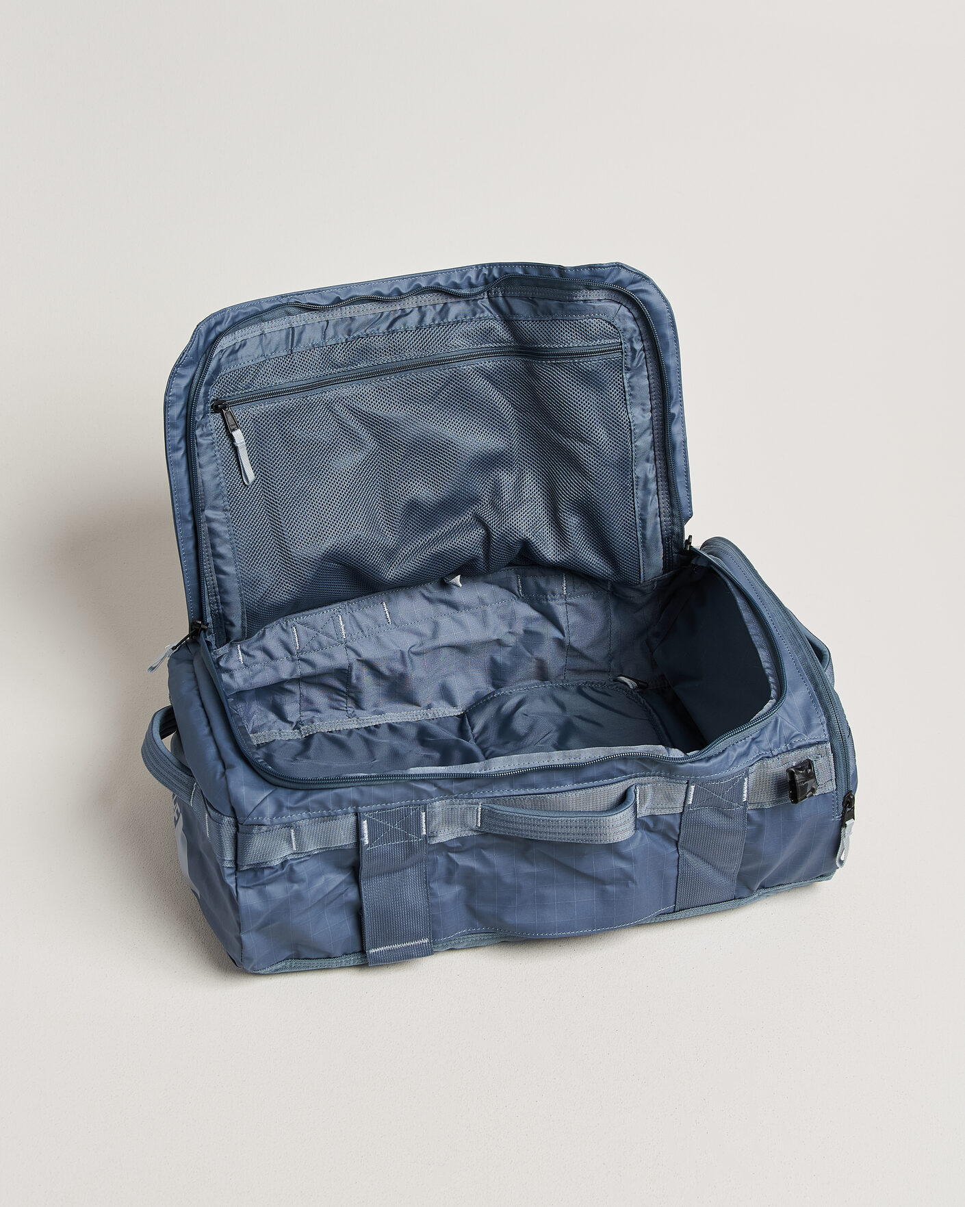 Uomini | Borse | The North Face | Base Camp Voyager Duffel 32 Granite Grey