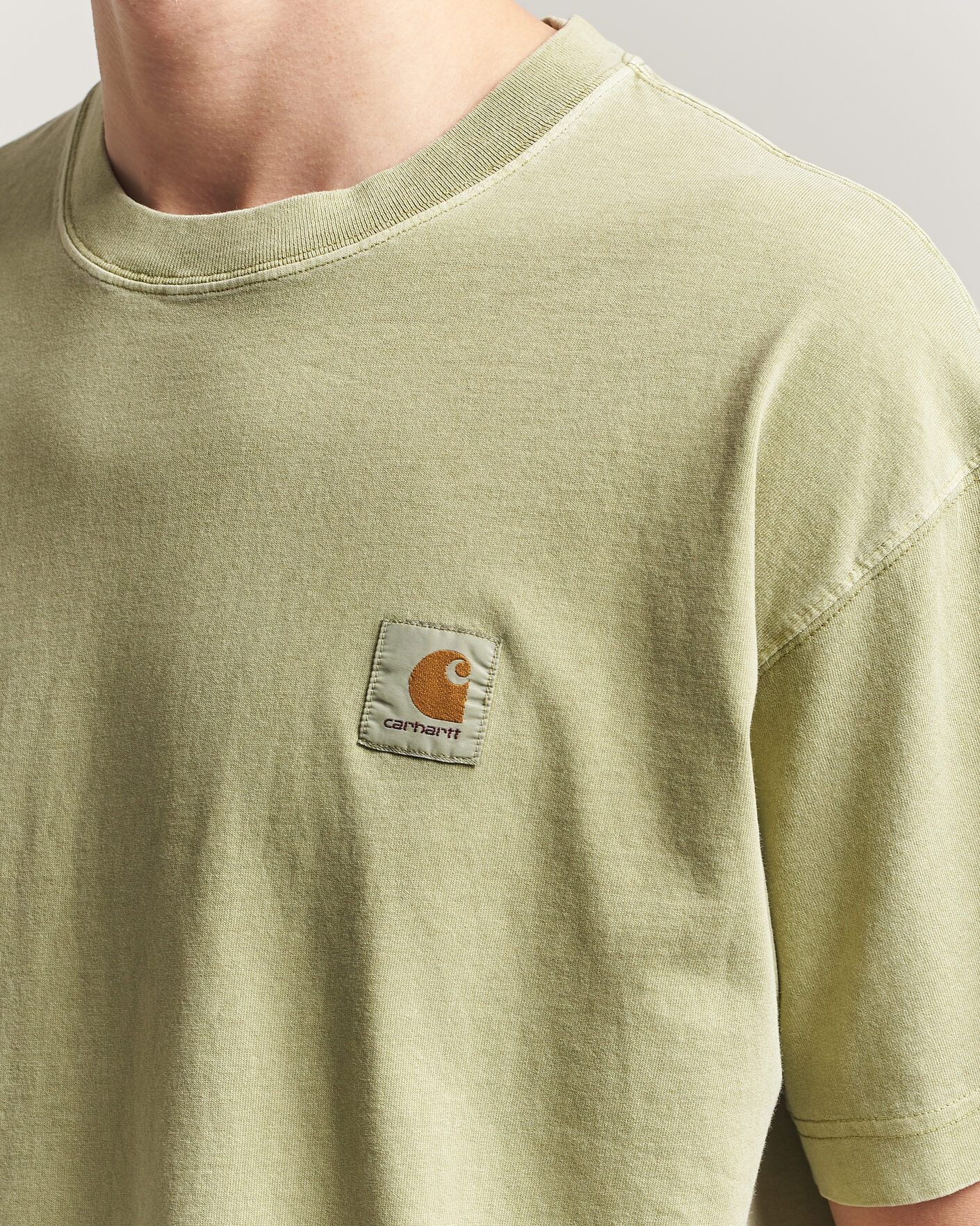 Uomini | T-shirt | Carhartt WIP | Nelson Cotton T-Shirt Gentle Green
