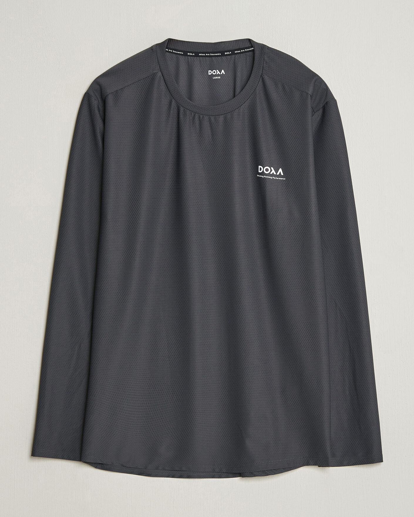 Uomini | T-shirt | DOXA | Rerun Long Sleeve T-Shirt Raven