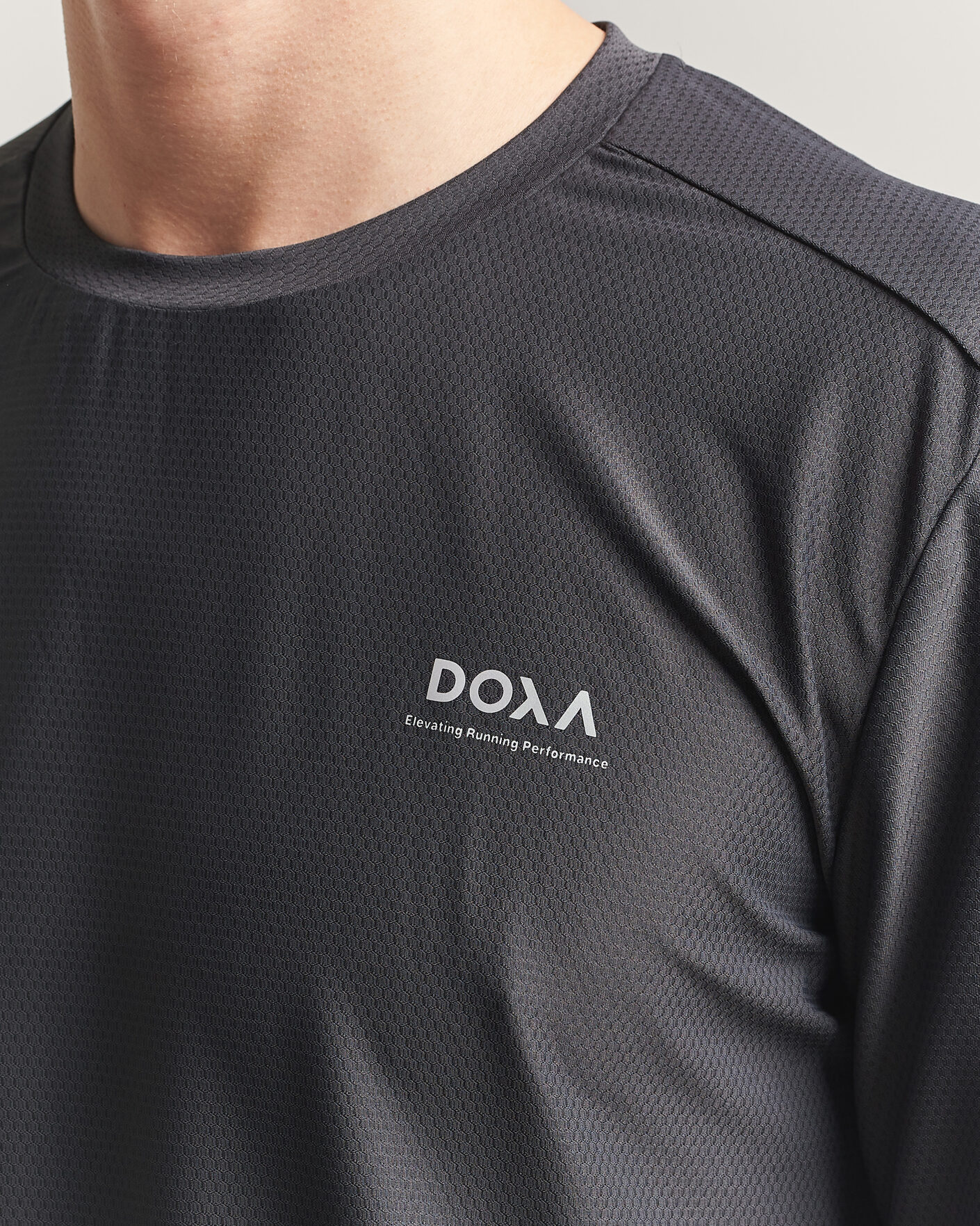 Uomini | T-shirt | DOXA | Rerun Long Sleeve T-Shirt Raven