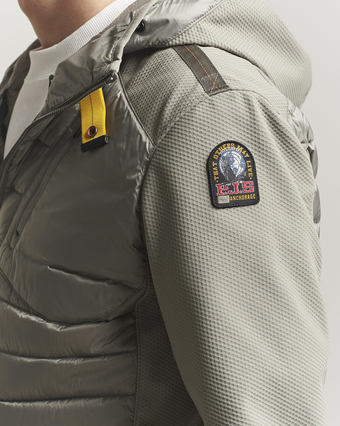 Uomini | Giacche | Parajumpers | Nolan Mesh Hooded Hybrid Nowhere