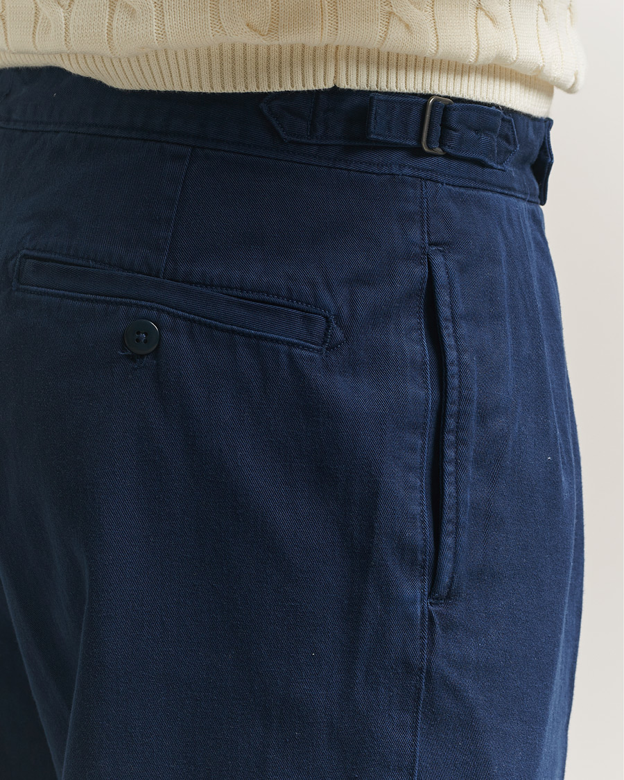 Uomini | Pantaloni | Polo Ralph Lauren | Pleated Cotton Twill Chinos Dark Cobalt