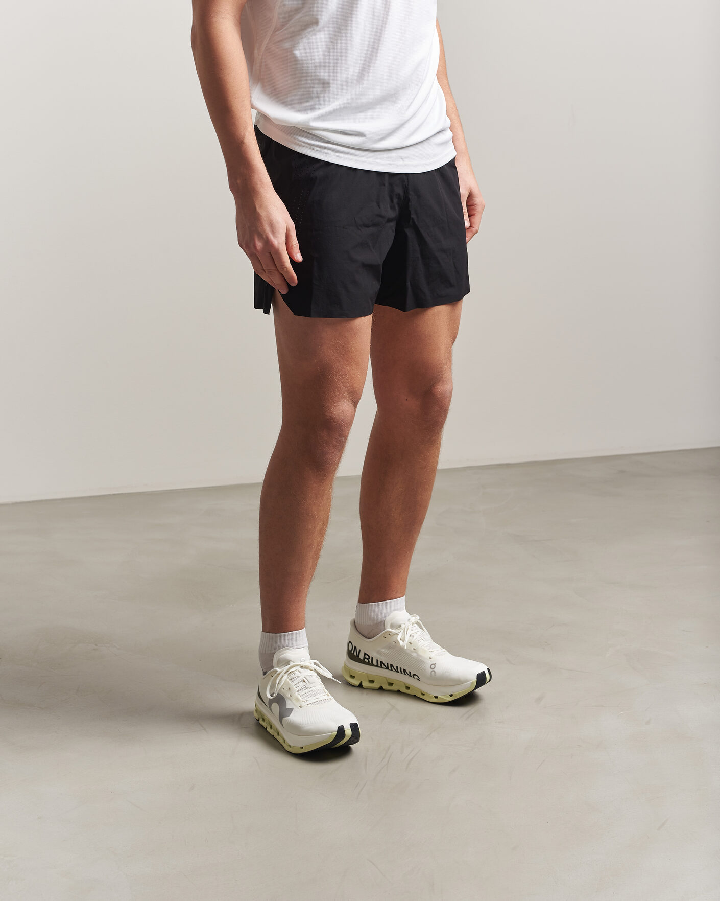 Uomini | Scarpe da corsa | On | Cloudflow 5 Ivory/Linen