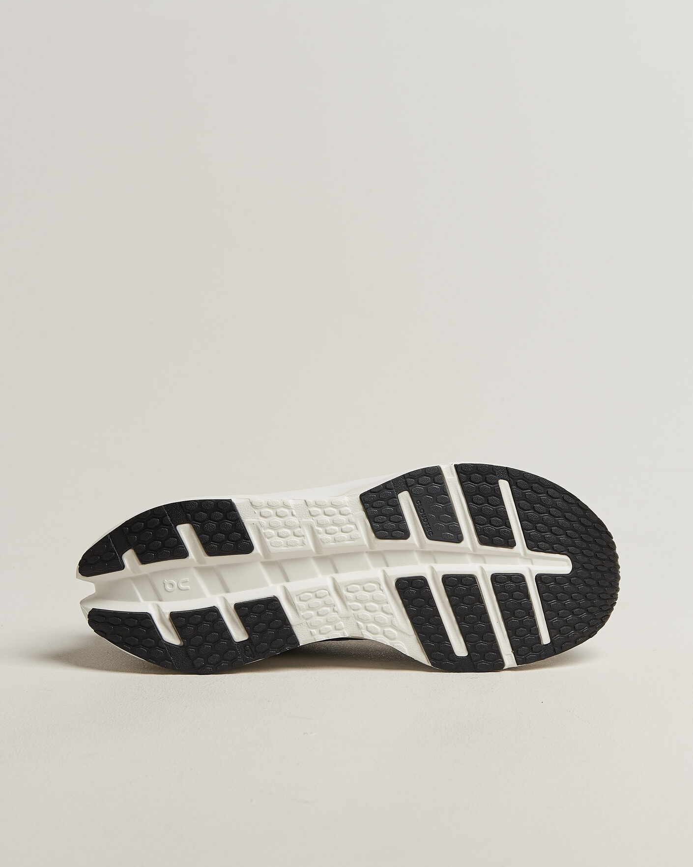 Uomini | Scarpe da corsa | On | Cloudrunner 3 Black/Ivory