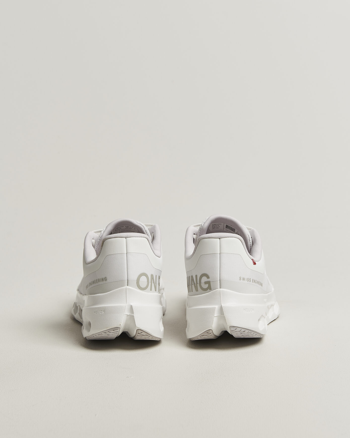 Uomini | Scarpe da corsa | On | Cloudsurfer Next White/White