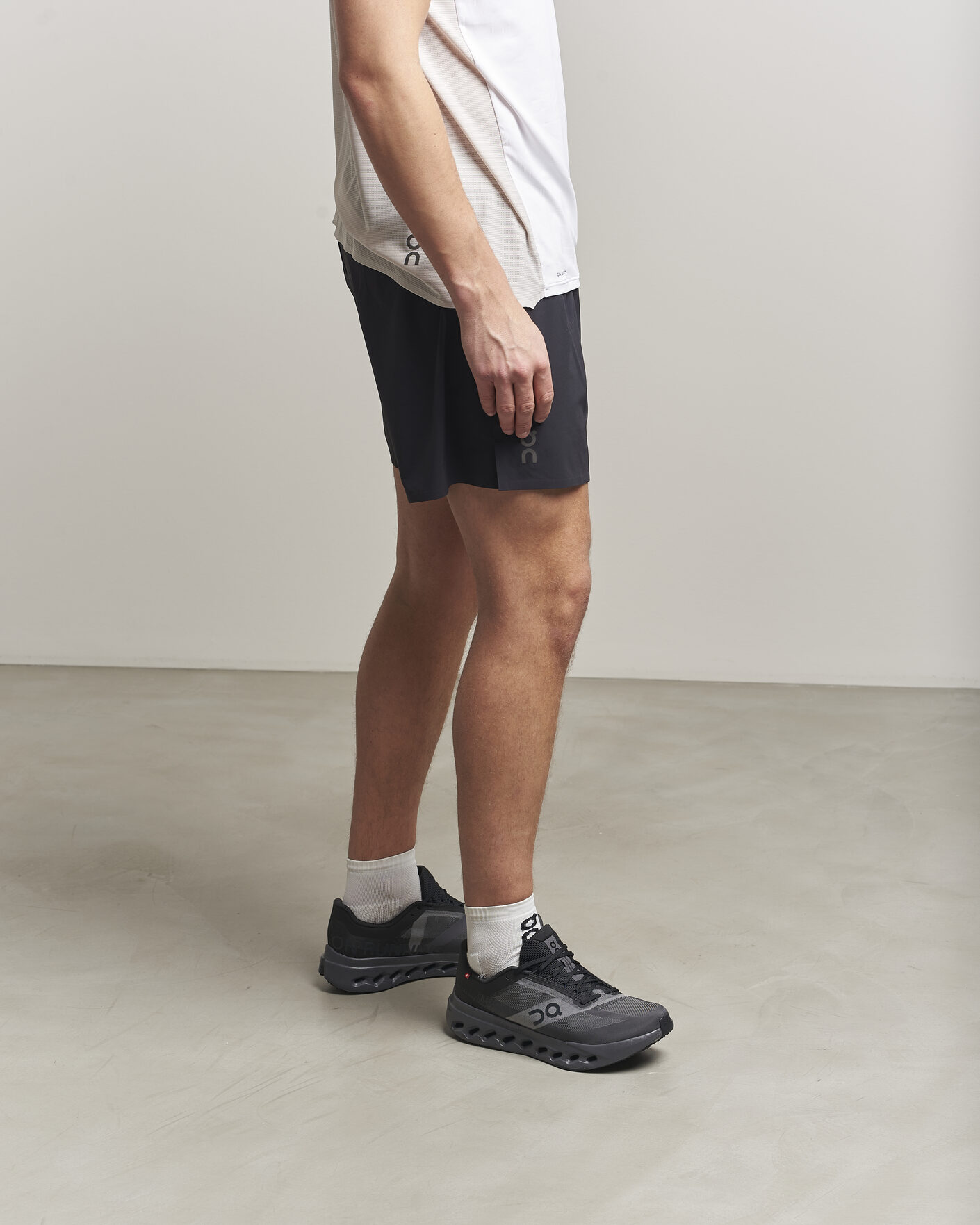 Uomini | Scarpe da corsa | On | Cloudsurfer Next Black/Eclipse