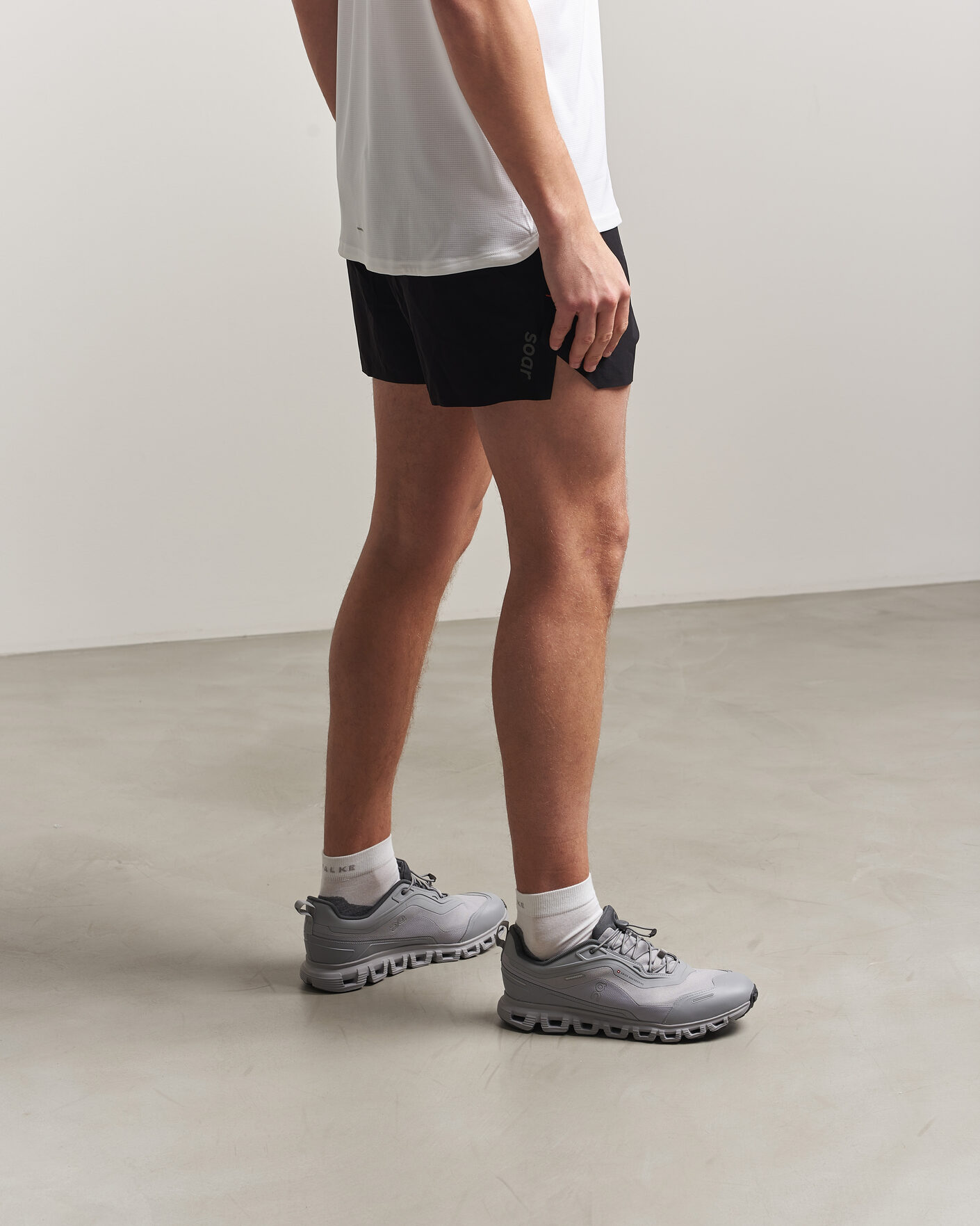 Uomini | Sneakers da trail | On | Cloud 6 Geo Waterproof Alloy/Alloy