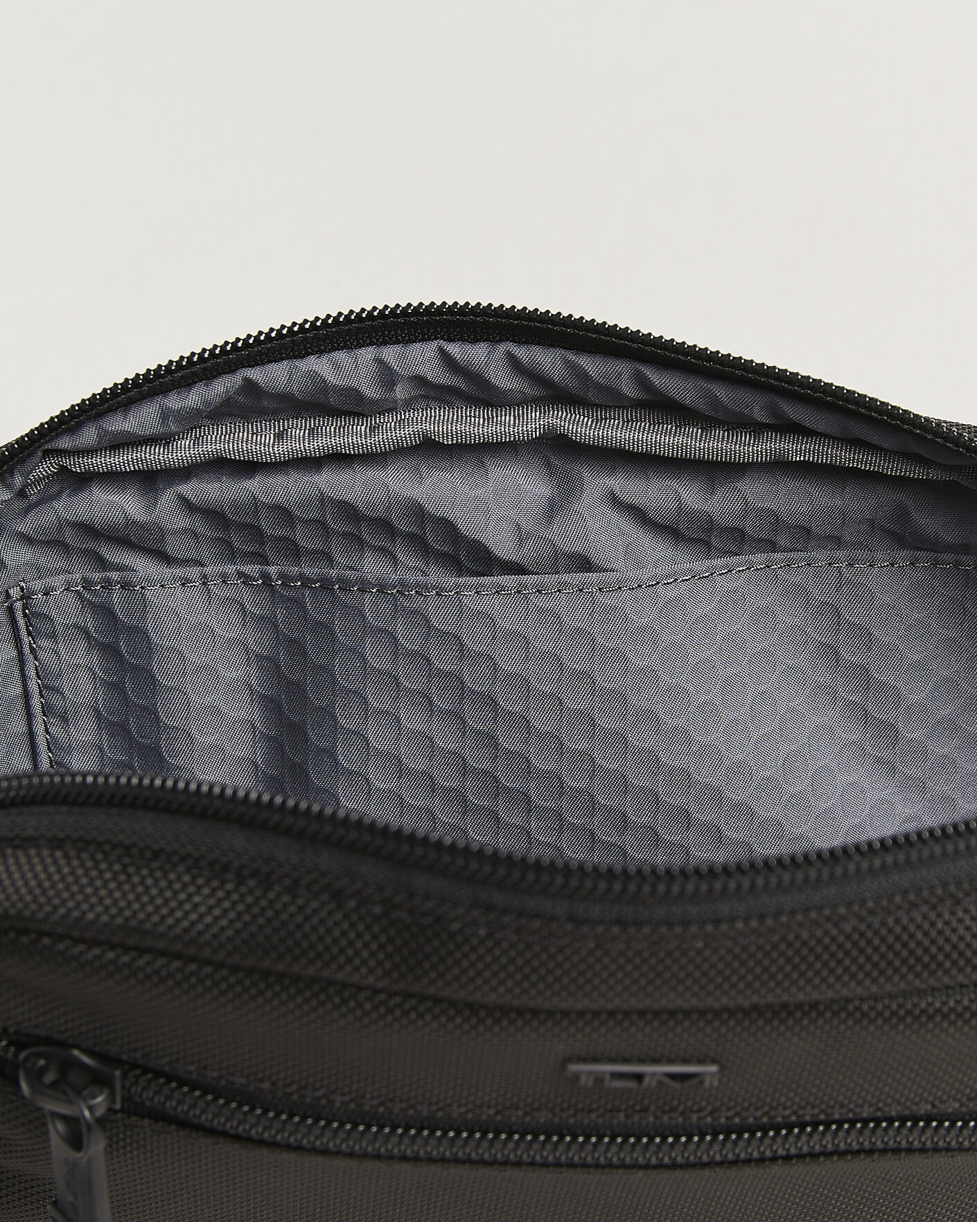 Uomini | Borse | TUMI | Zip-Around Case Black