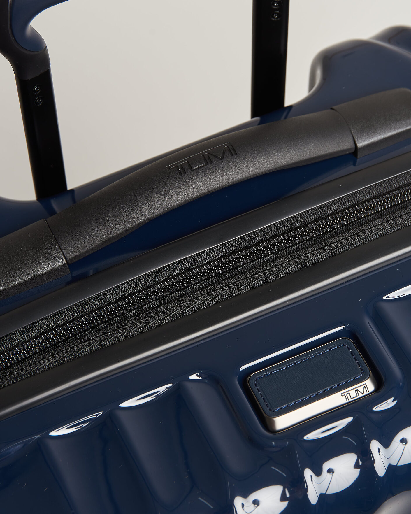 Uomini | Borse | TUMI | 19 Degree International Carry-on Trolley Navy