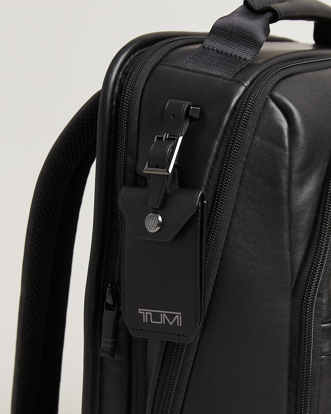 Uomini | Borse | TUMI | Alpha 4 Expandable Medium Backpack Black