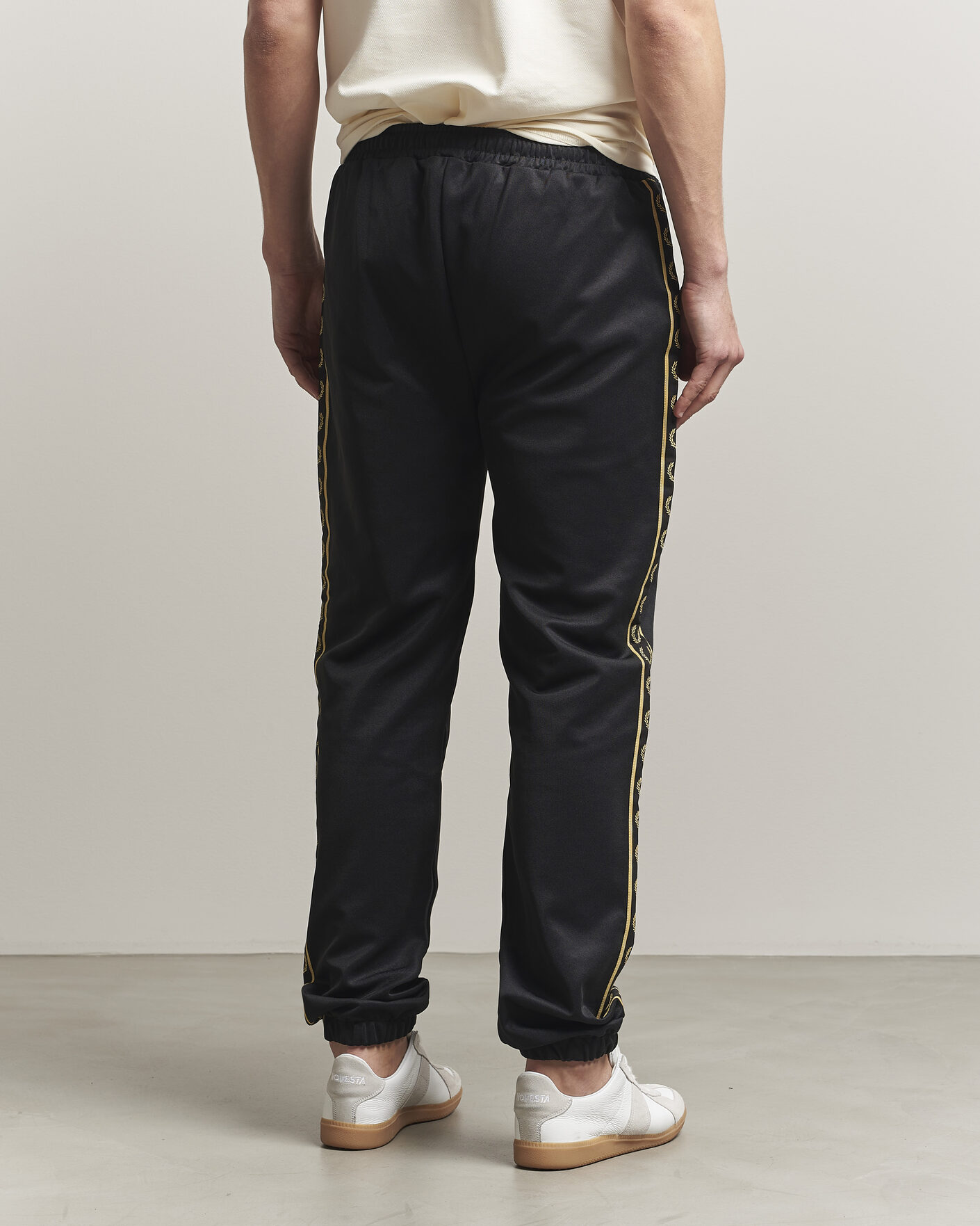 Uomini | Pantaloni | Fred Perry | Taped Track Pants Black