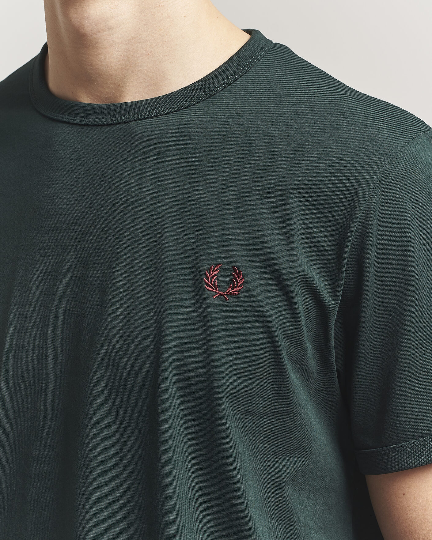 Uomini | T-shirt | Fred Perry | Ringer T-Shirt Grassroots Green