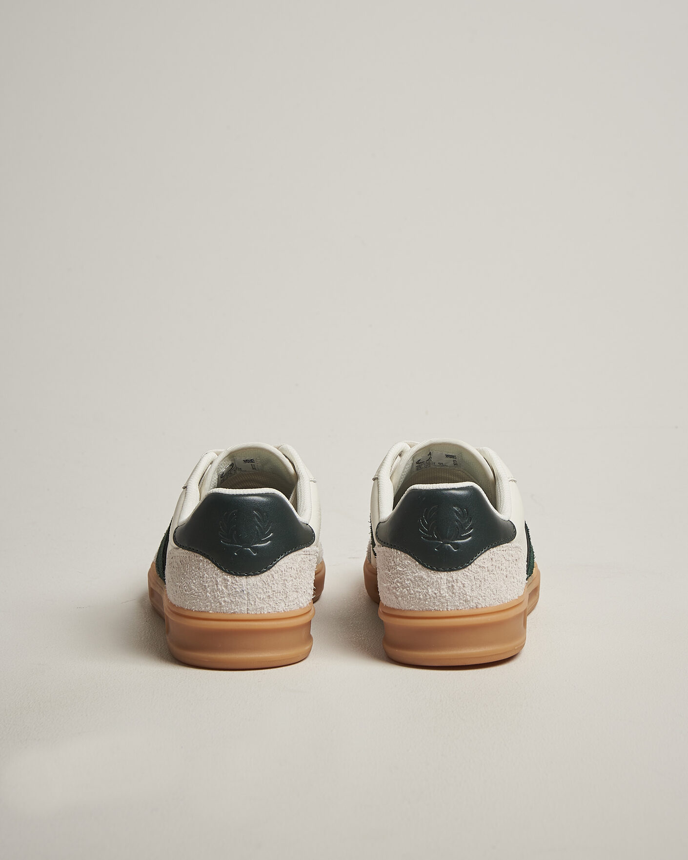 Uomini | Sneakers | Fred Perry | B4 Leather/Suede Sneaker Light Ecru/Green