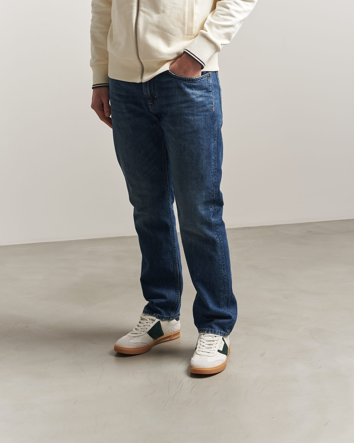 Uomini | Sneakers | Fred Perry | B4 Leather/Suede Sneaker Light Ecru/Green