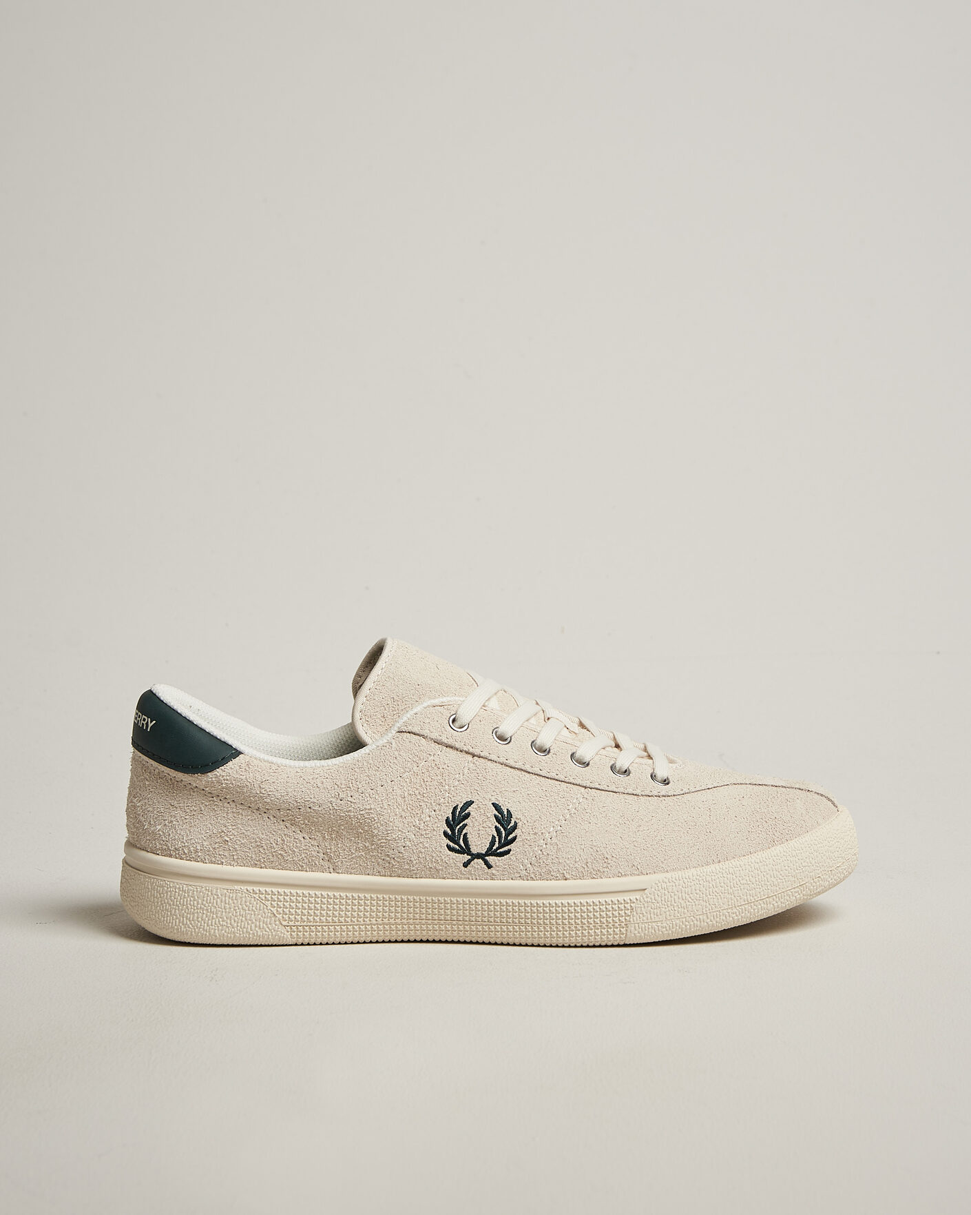 Uomini | Sneakers | Fred Perry | Tennis Suede Sneaker Ecru