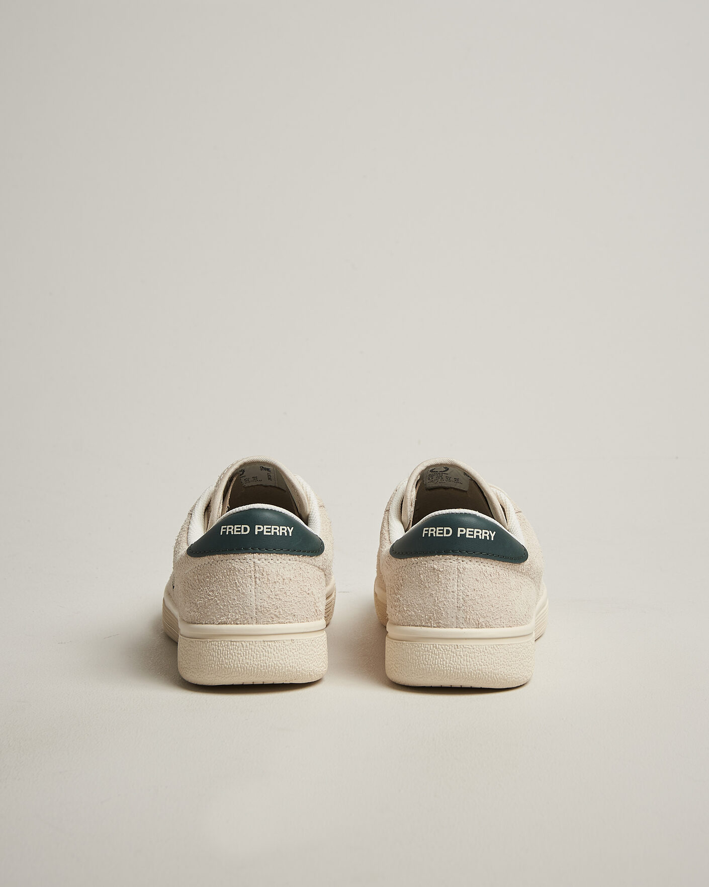 Uomini | Sneakers | Fred Perry | Tennis Suede Sneaker Ecru