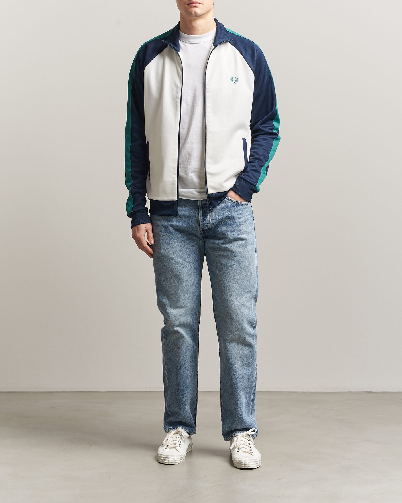 Uomini | Maglieria | Fred Perry | Contrast Sleeve Track Jacket Snow White