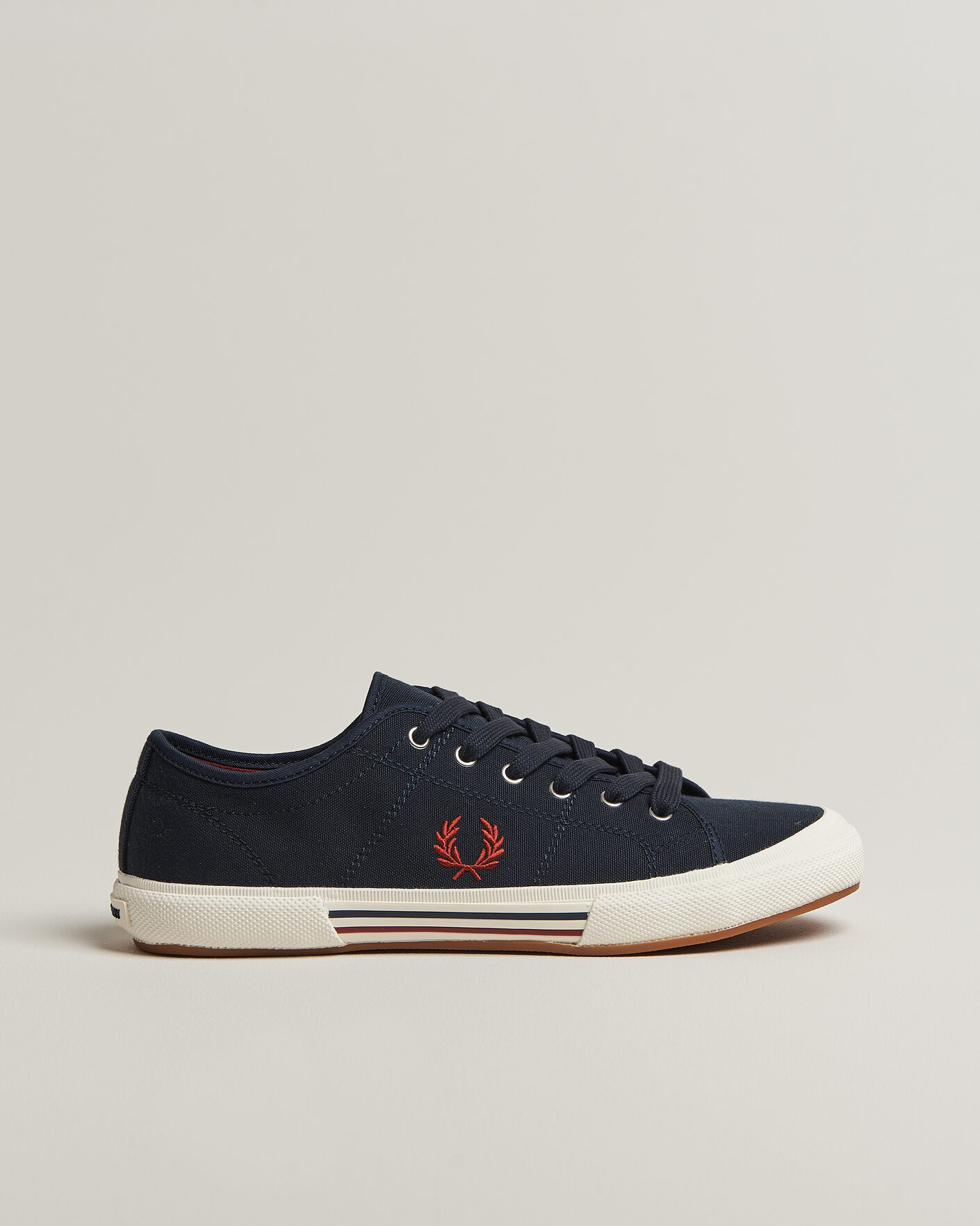 Uomini | Sneakers | Fred Perry | B708 Vintage Tennis Sneaker Navy
