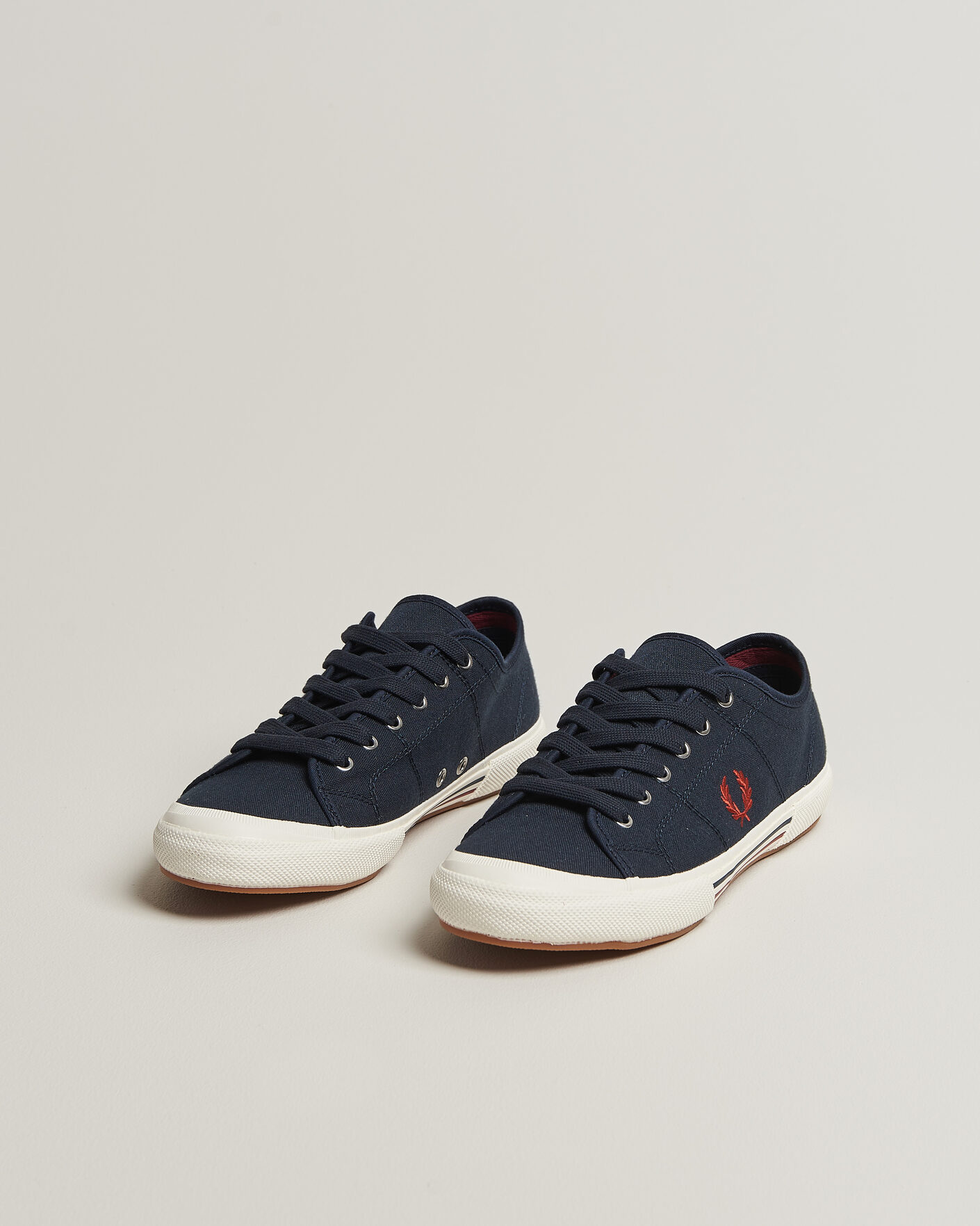 Uomini | Sneakers | Fred Perry | B708 Vintage Tennis Sneaker Navy